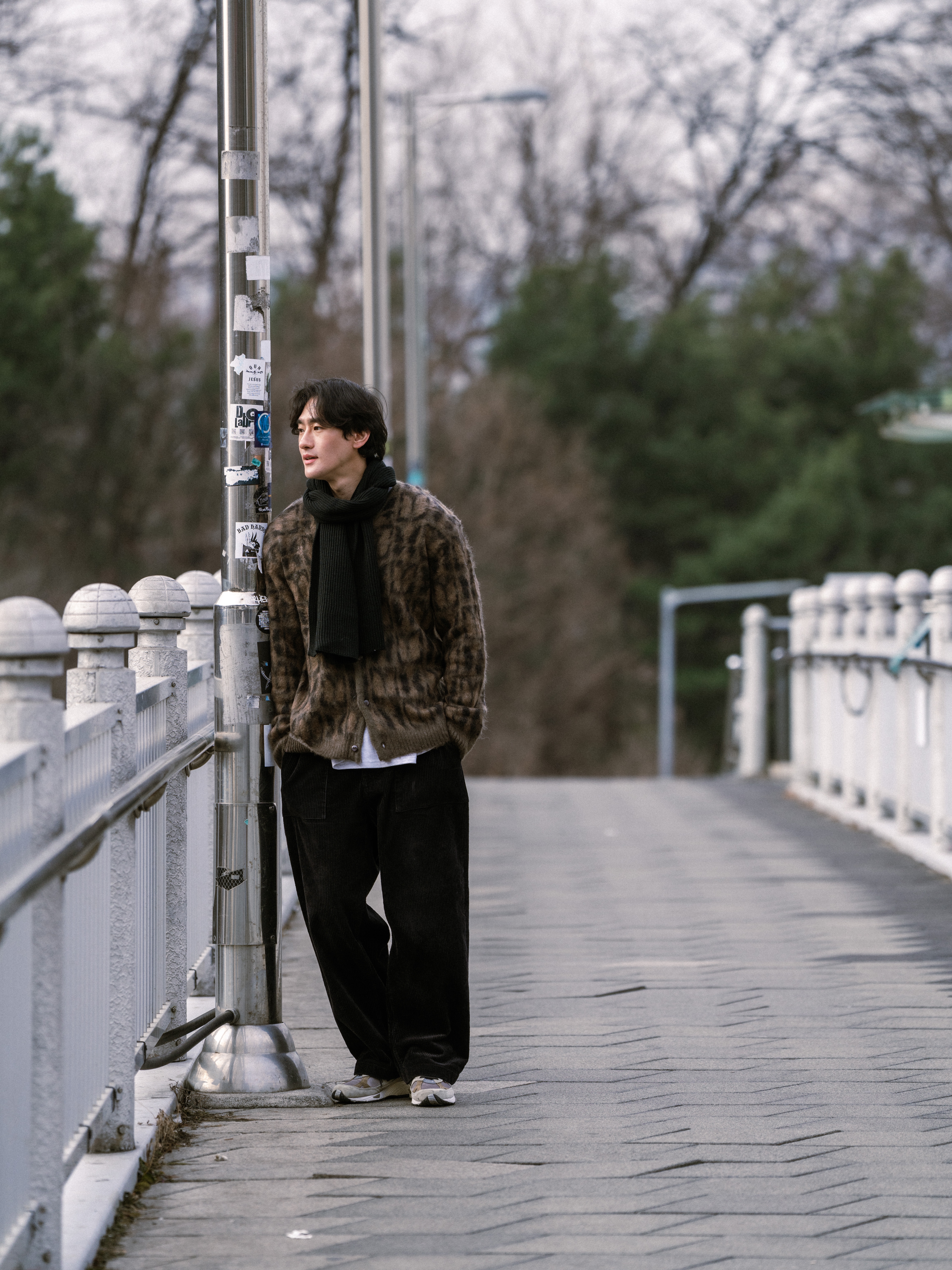Needles Mohair Cardigan Papillon, New Balance x JJJJound 991 Made in UK Grey 착용 스타일 - 3