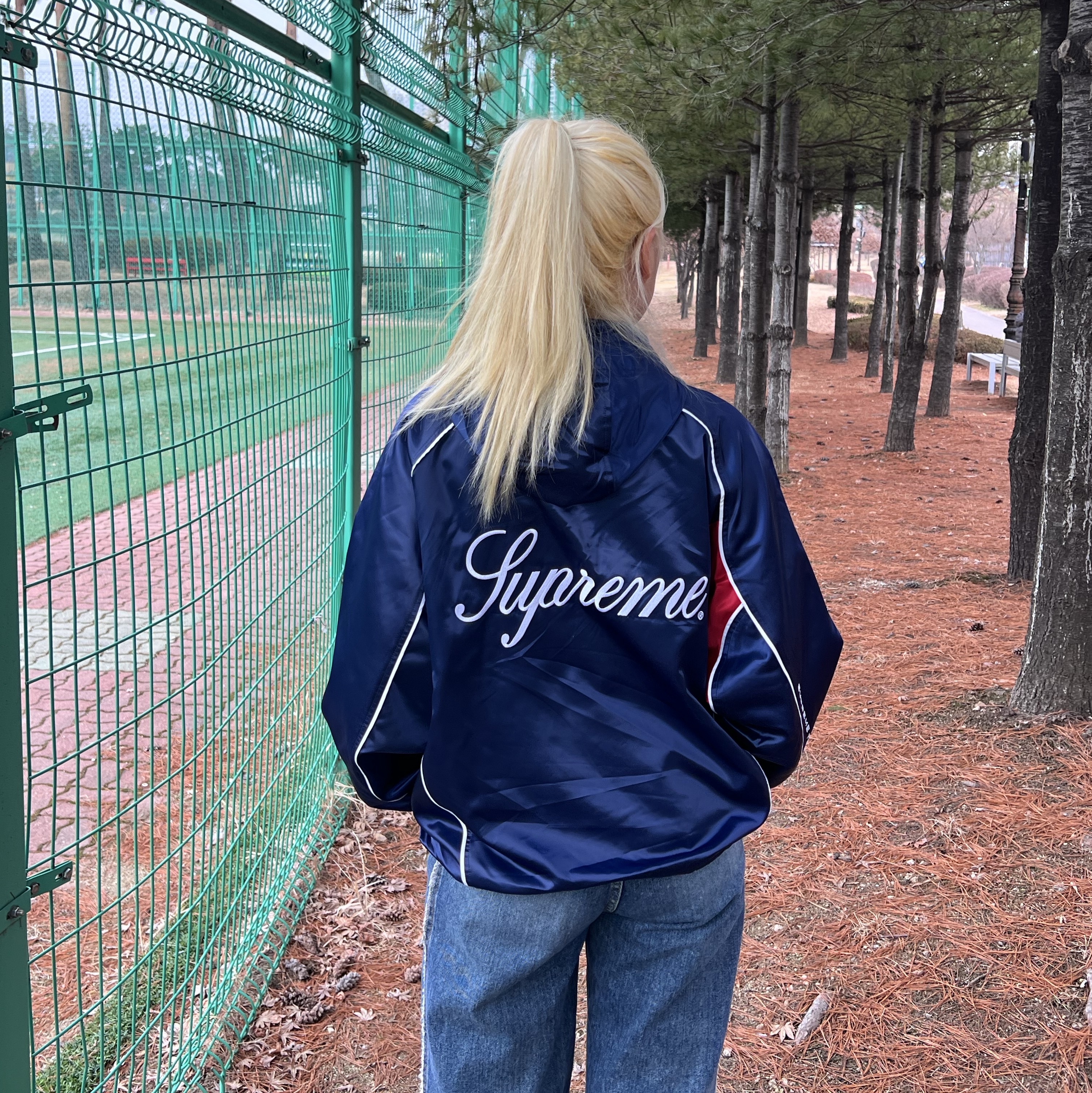 Supreme Satin Hooded Track Jacket Navy - 24SS 착용 스타일