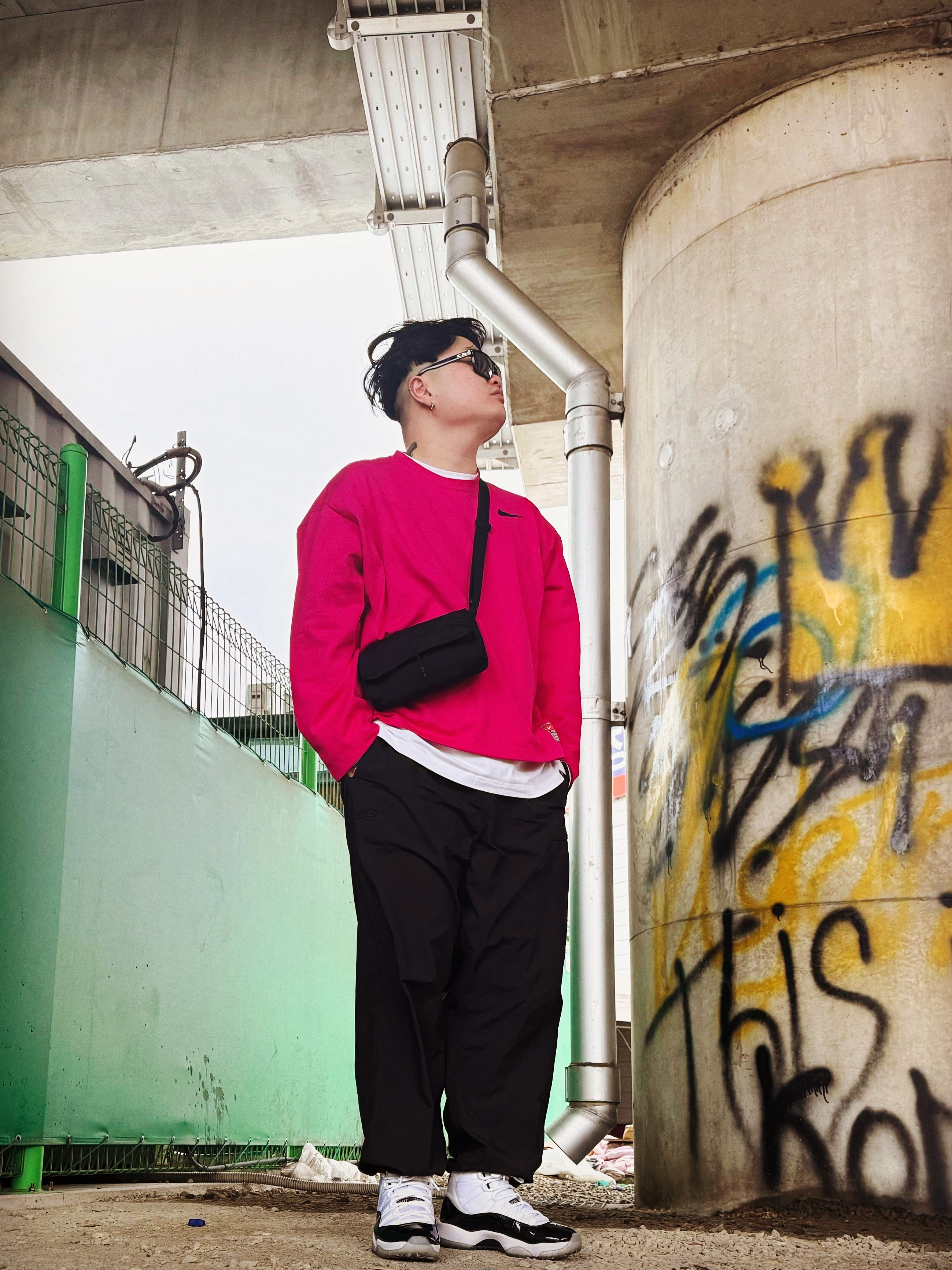 Nike x Stussy Long Sleeve Top Fireberry (FJ9164-615), Jordan 11 Retro Concord 2018 착용 스타일