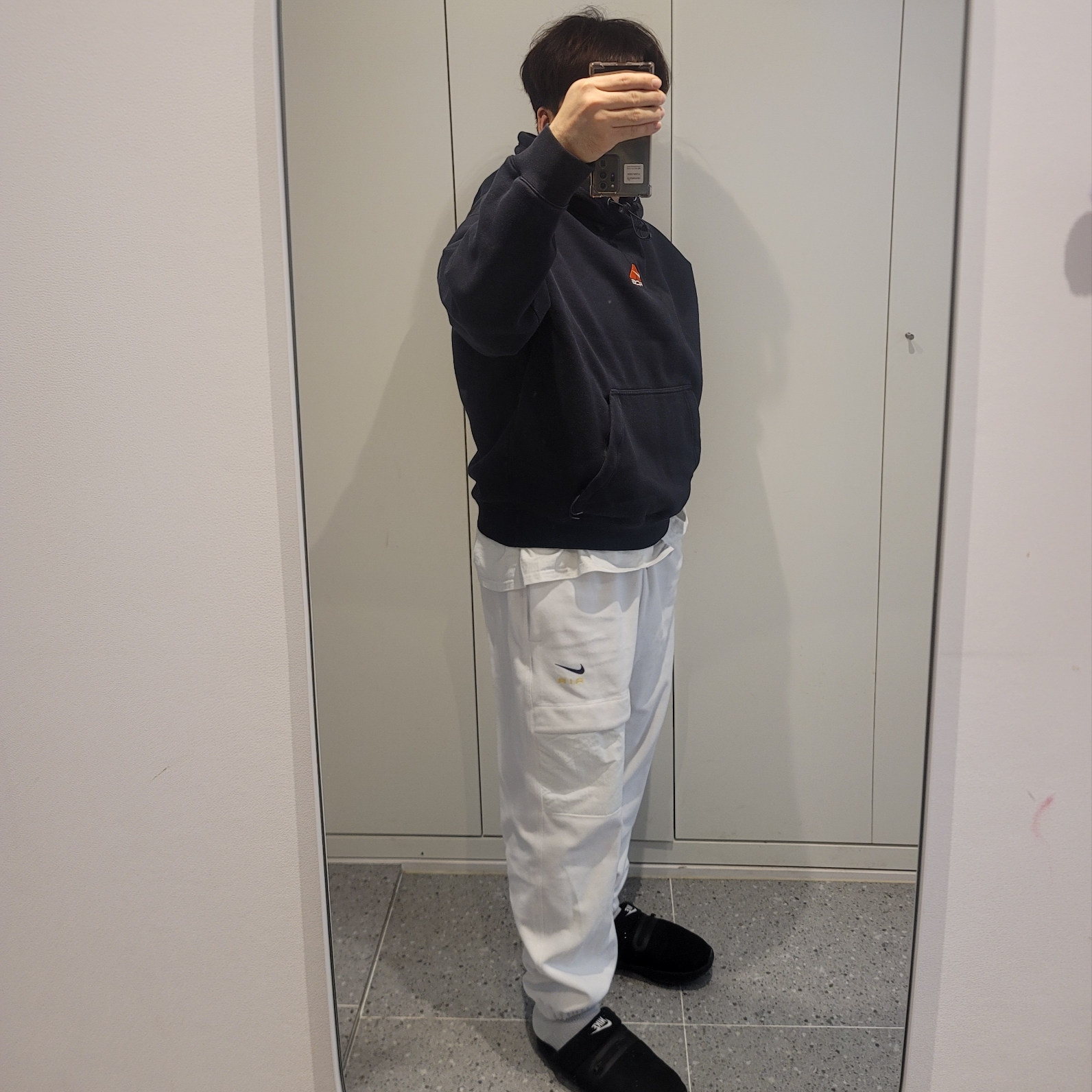 The North Face White Label Neo Free Move Down Jacket Black, Nike ACG Therma-Fit ADV Lunar Lake Puffer Jacket Black - Asia 착용 스타일 - 3