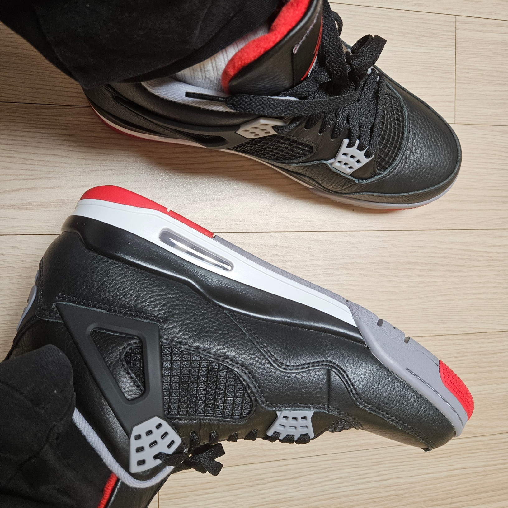 Jordan 4 Retro Bred Reimagined 착용 스타일 - 2