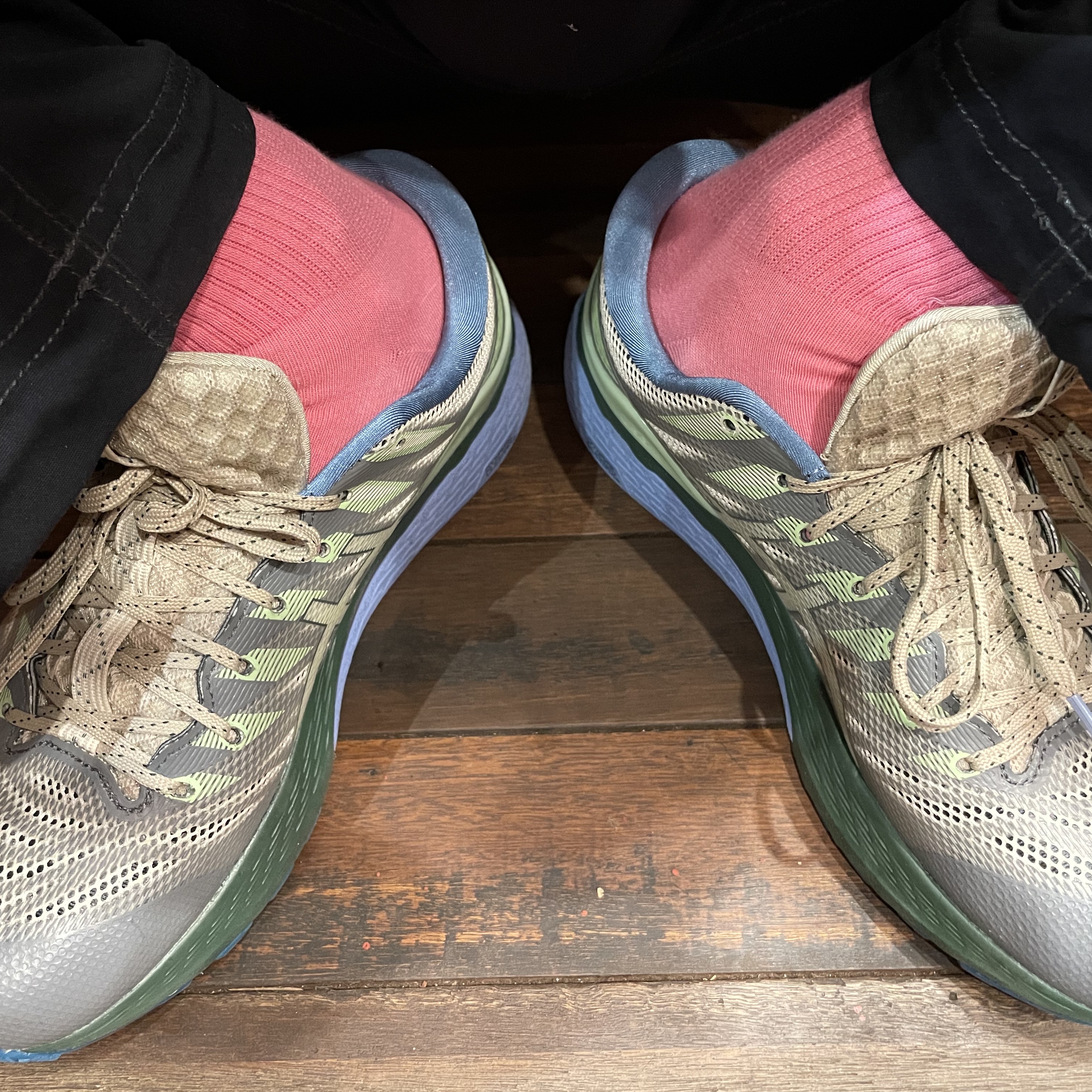(W) Asics FN3-S Gel-Kayano 28 Gargoyle Fog 착용 스타일
