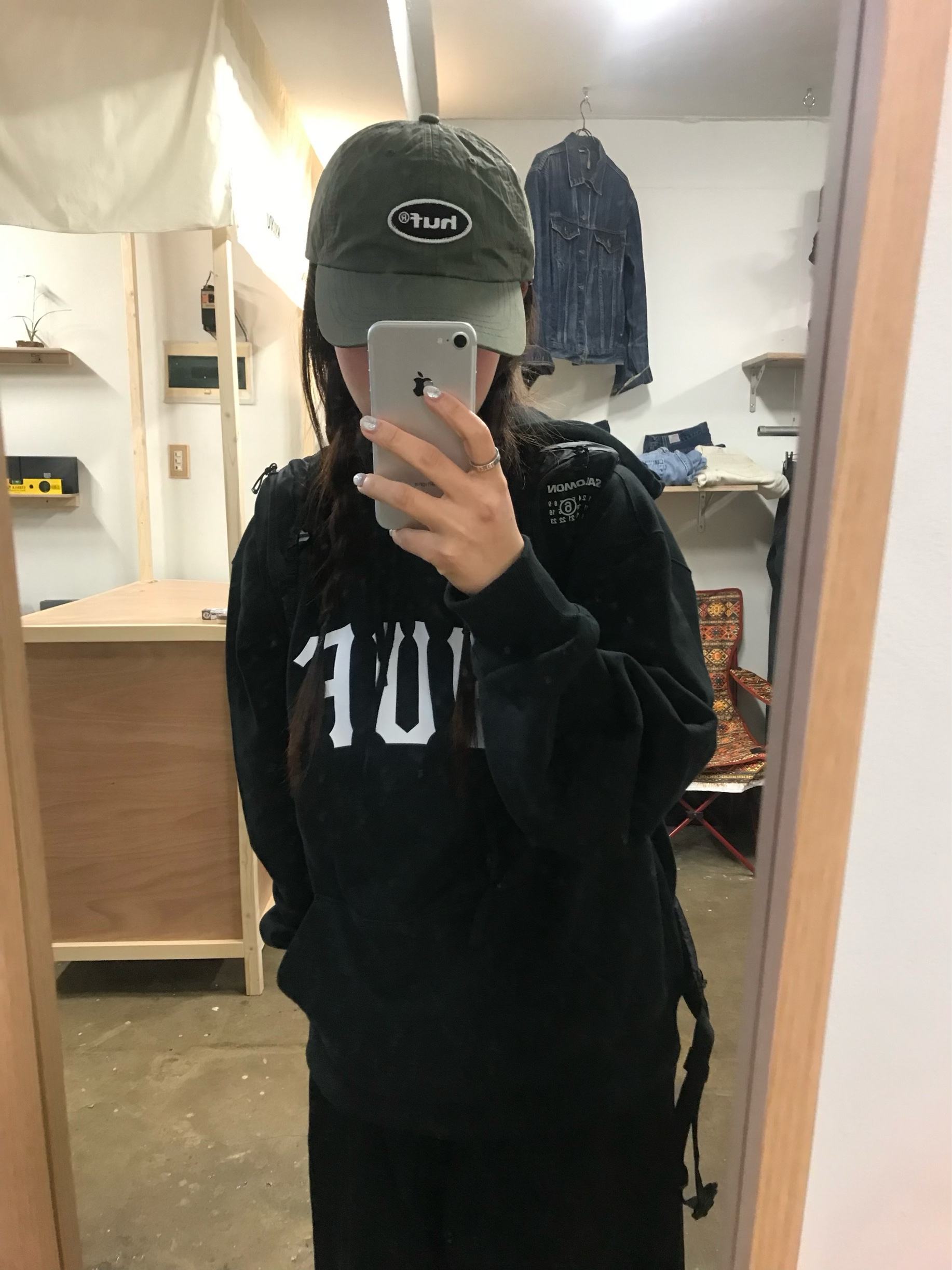 살로몬 x MM6 메종 마르지엘라 XT-15 블랙 착용 스타일
