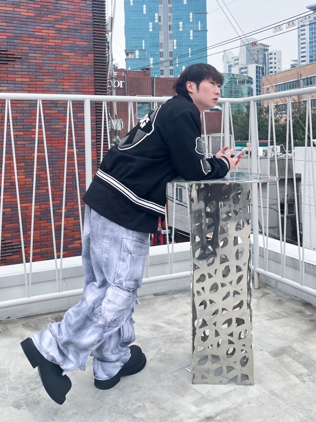 Balenciaga Steroid Derby Black, Stussy x CDG Varsity Jacket 착용 스타일 - 1