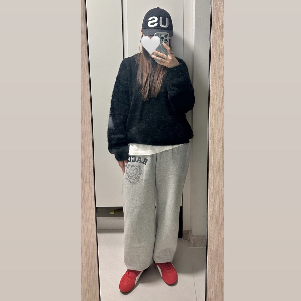 Puma Speedcat OG Sparco Ribbon Red White, CDG Round Neck School Pullover Grey 착용 스타일 - 5