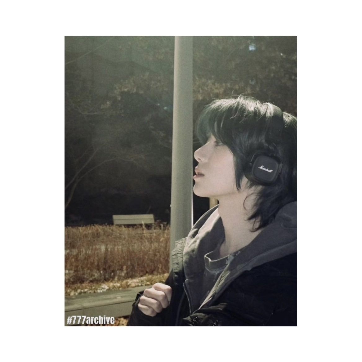 Marshall Major IV Black (Korean Ver.) 착용 스타일 - 3