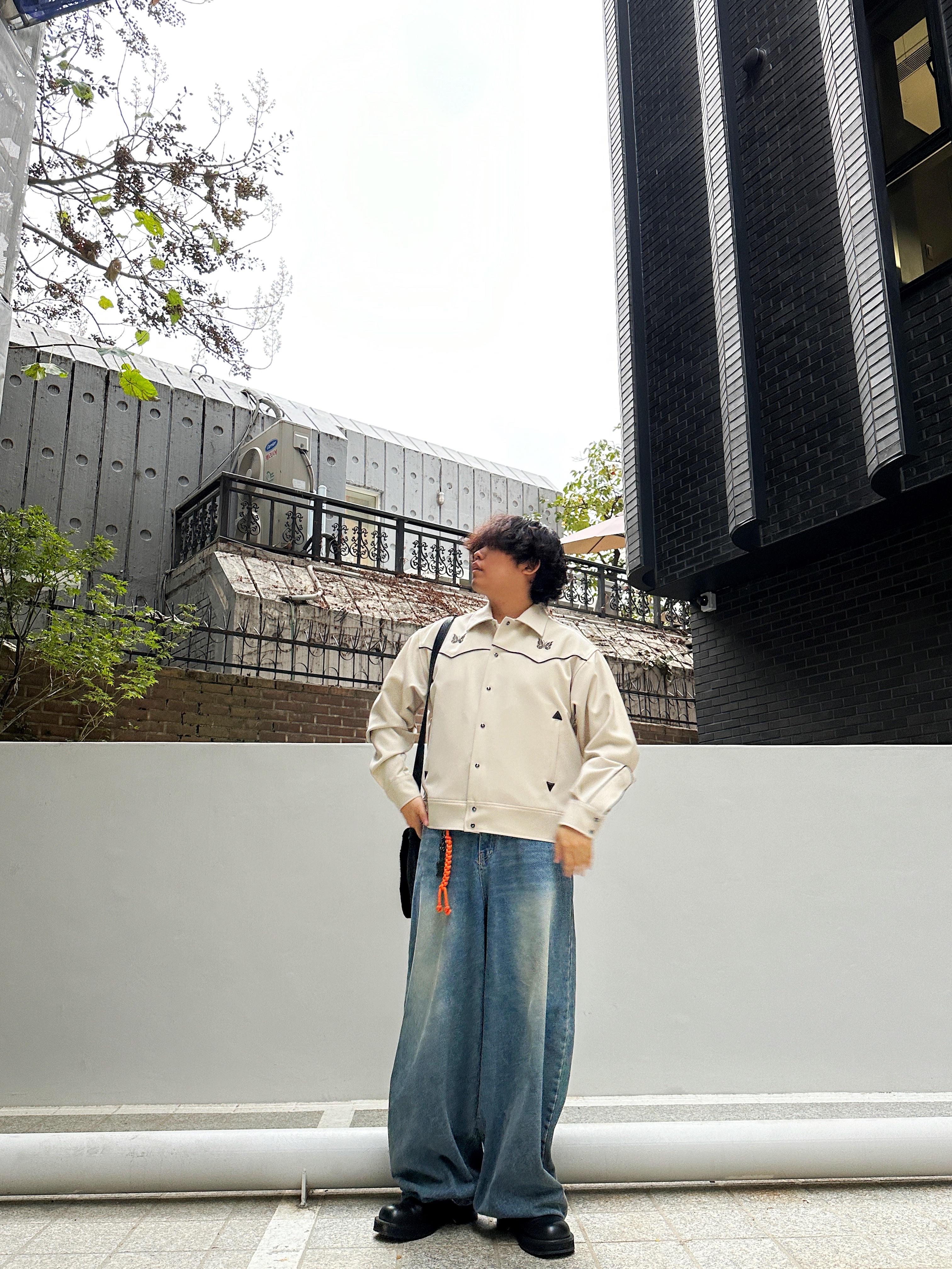 Needles PE/PU Double Cloth Piping Cowboy Jacket Beige 착용 스타일 - 2