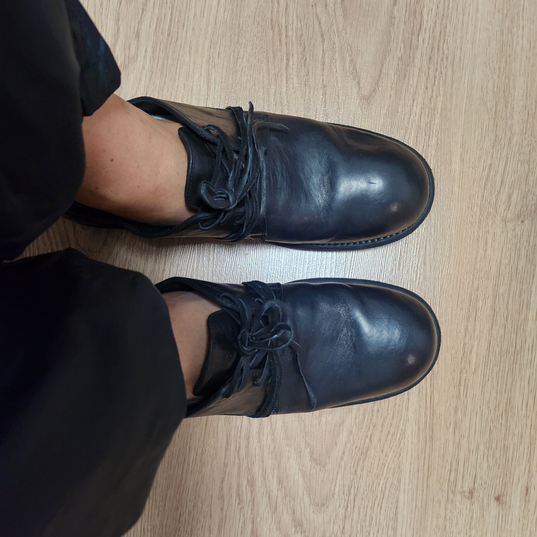 Guidi 992X Horse Full Grain Leather Derby Black 착용 스타일