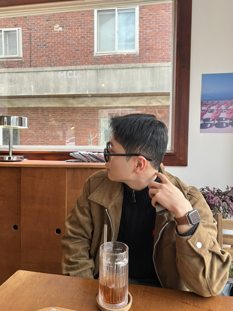 KREAM 프로필 이미지