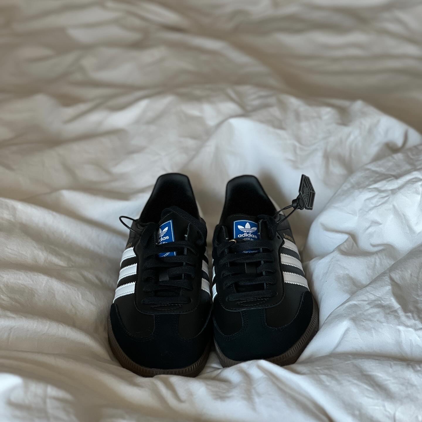 Adidas Samba OG Black White Gum 착용 스타일 - 1