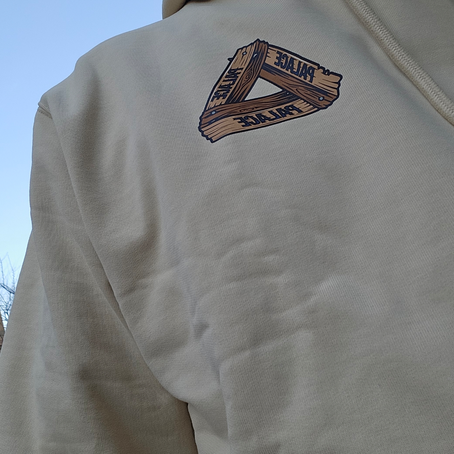 Palace Reaper Hood Camel - 23FW 착용 스타일