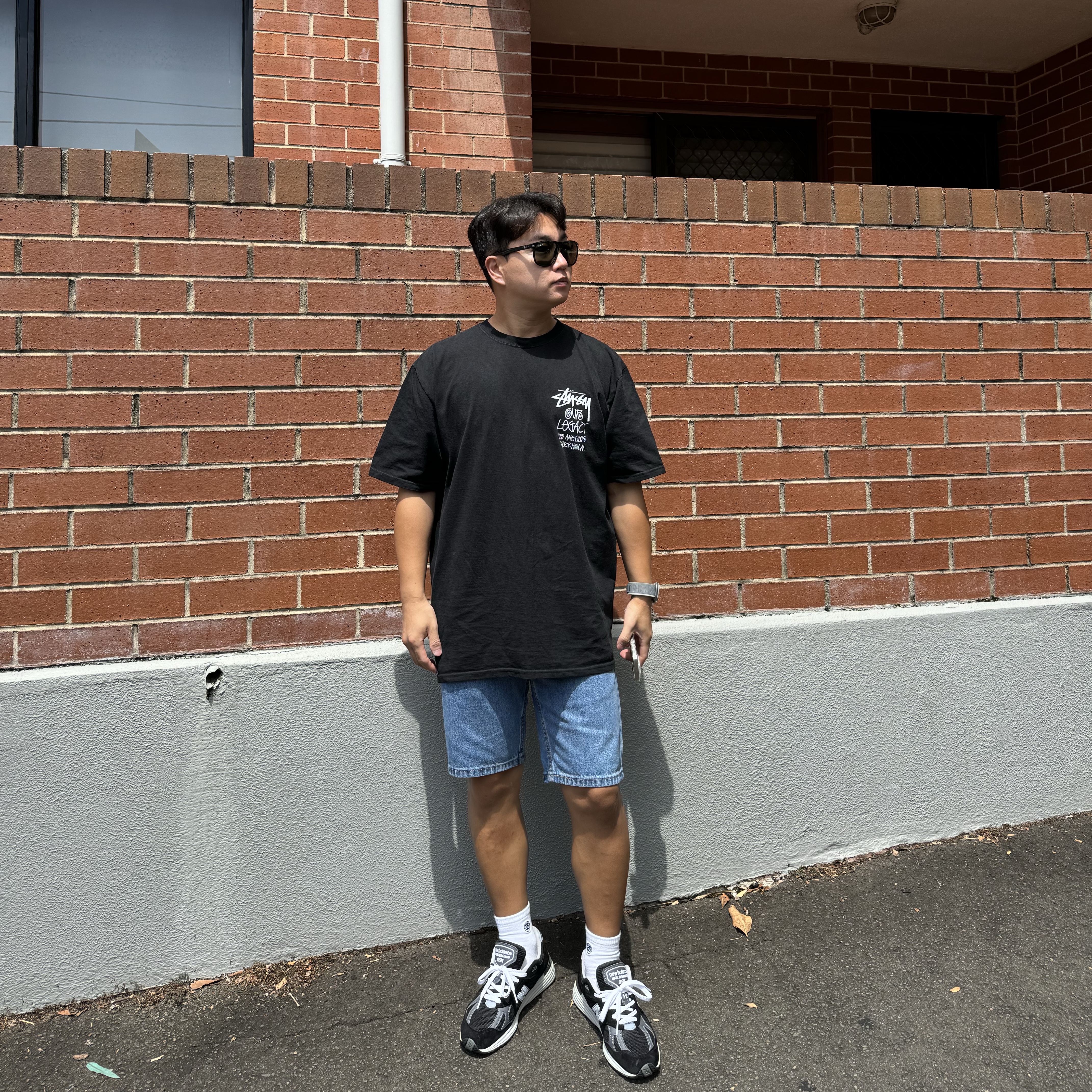 New Balance 991v2 Made in UK Black, Stussy x Our Legacy Surfman Pigment Dyed T-Shirt Black 착용 스타일 - 2