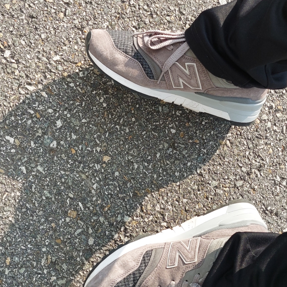 New Balance x J.Crew 997 Made in USA Gray 착용 스타일 - 1