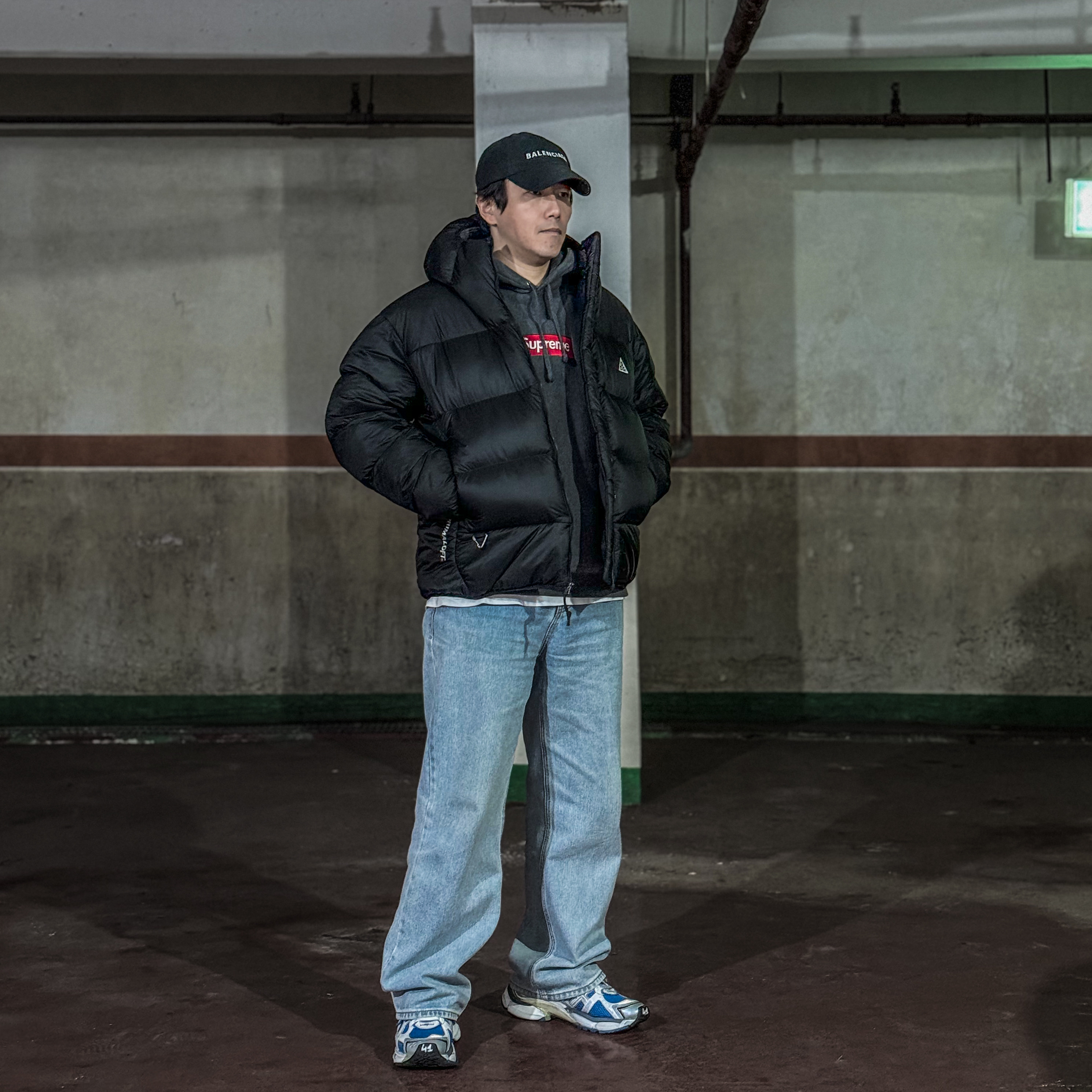 Balenciaga Logo Cap Black, Nike ACG Therma-Fit ADV Lunar Lake Puffer Jacket Black - Asia 착용 스타일