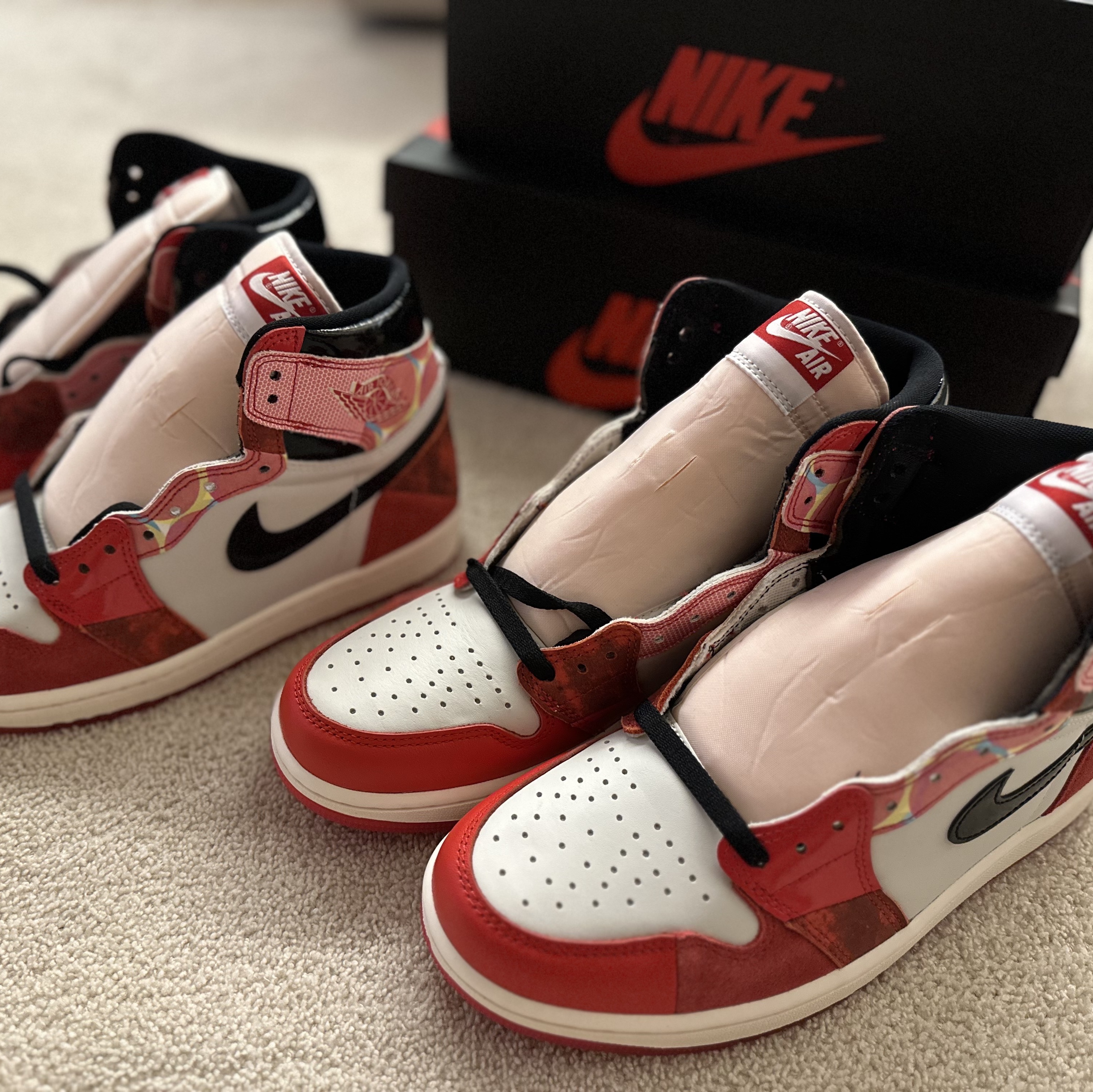 Jordan 1 Retro High Spider-Man Next Chapter 착용 스타일