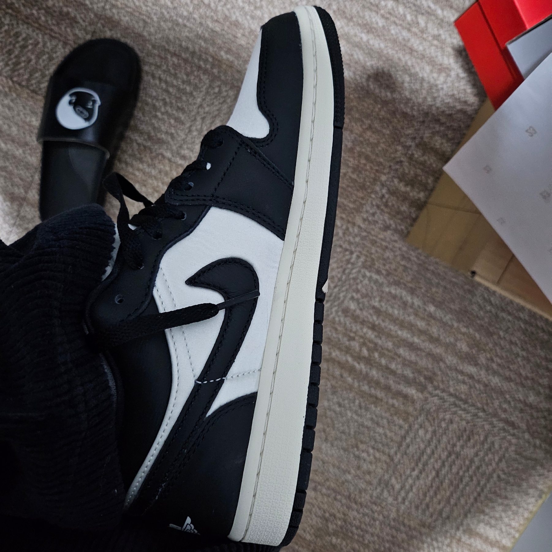 (W) Jordan 1 Low SE Sail Black 착용 스타일