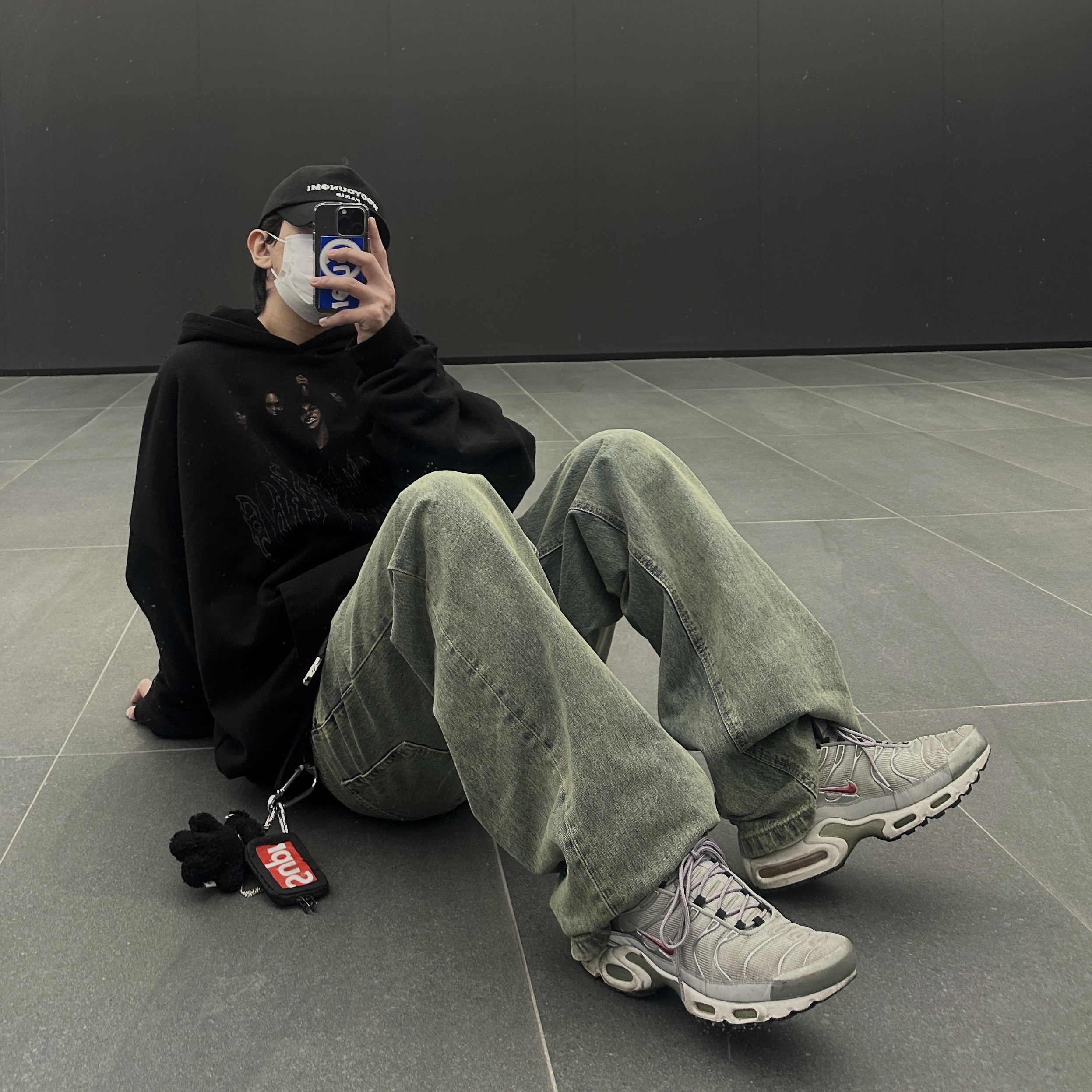 Undermycar Gashutein 6 Six People Graphic 2 Layered Hoodie Bristol Black - 24SS, Wooyoungmi Embroidered Ball Cap Black - 23SS 착용 스타일