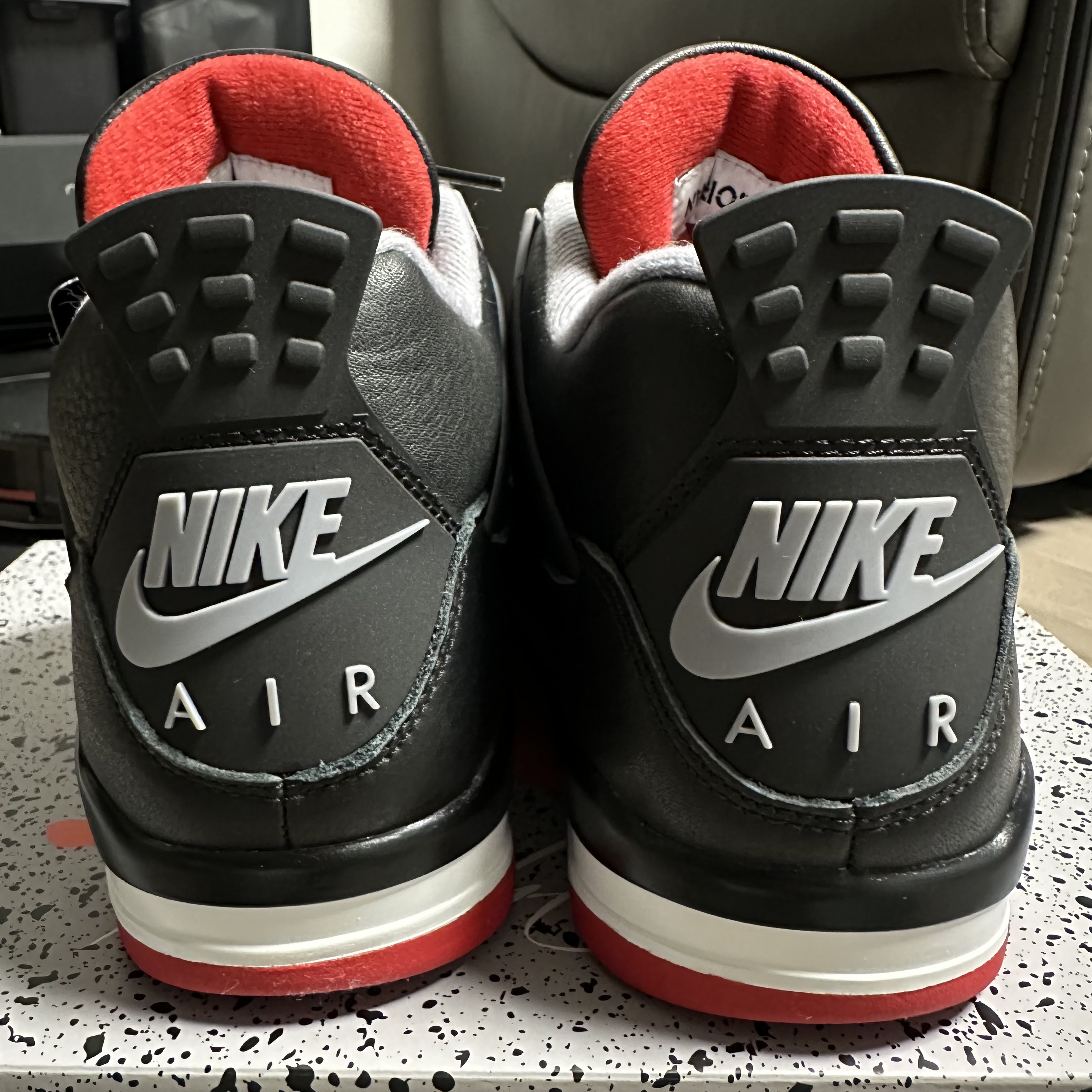 Jordan 4 Retro Bred Reimagined 착용 스타일 - 4