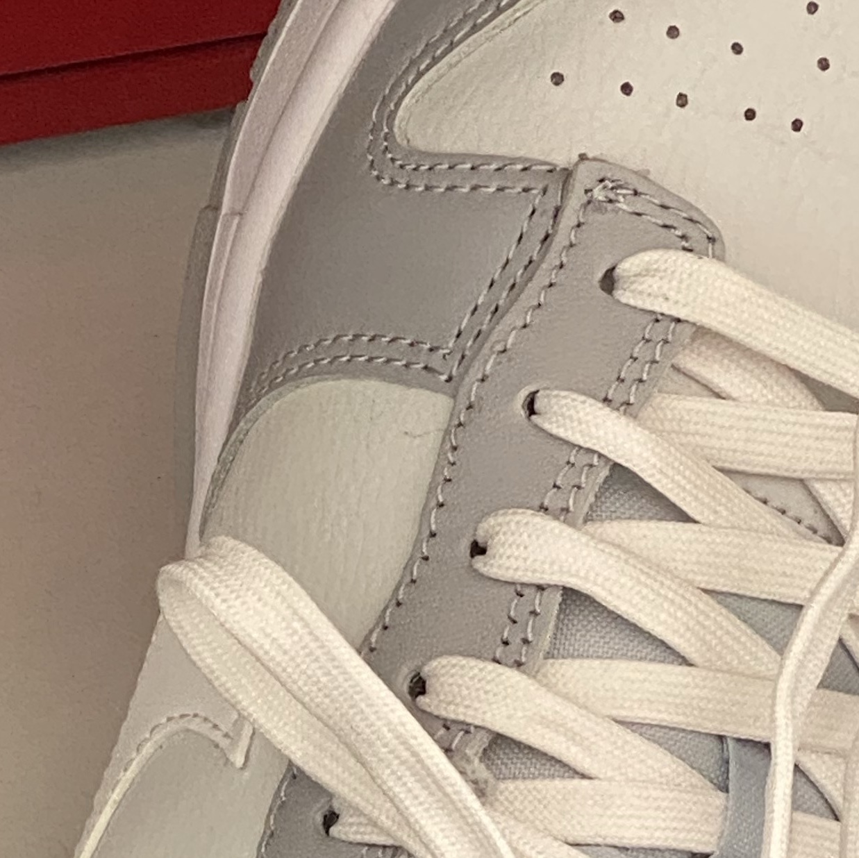 Nike Dunk Low Retro Wolf Grey 착용 스타일