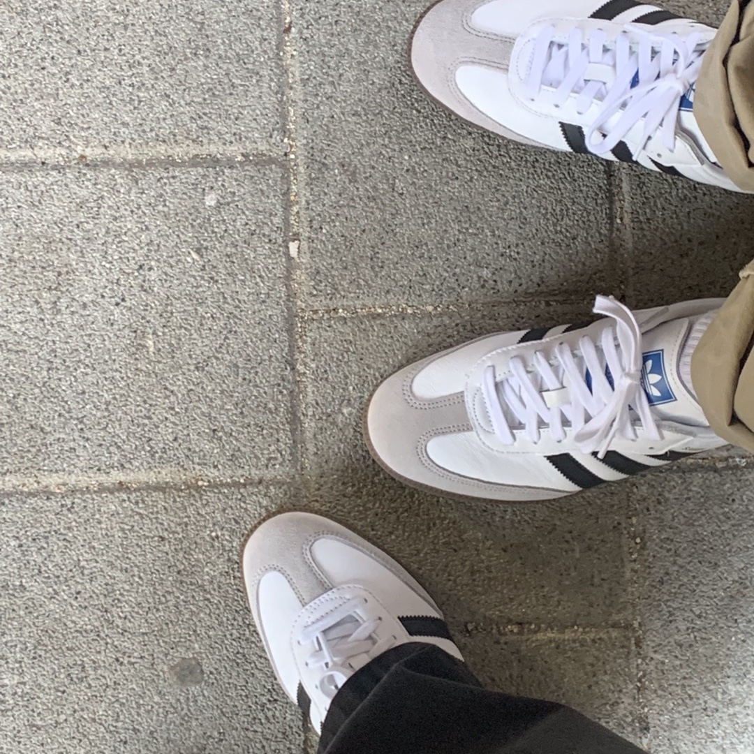 Adidas Samba OG Cloud White 착용 스타일 - 2