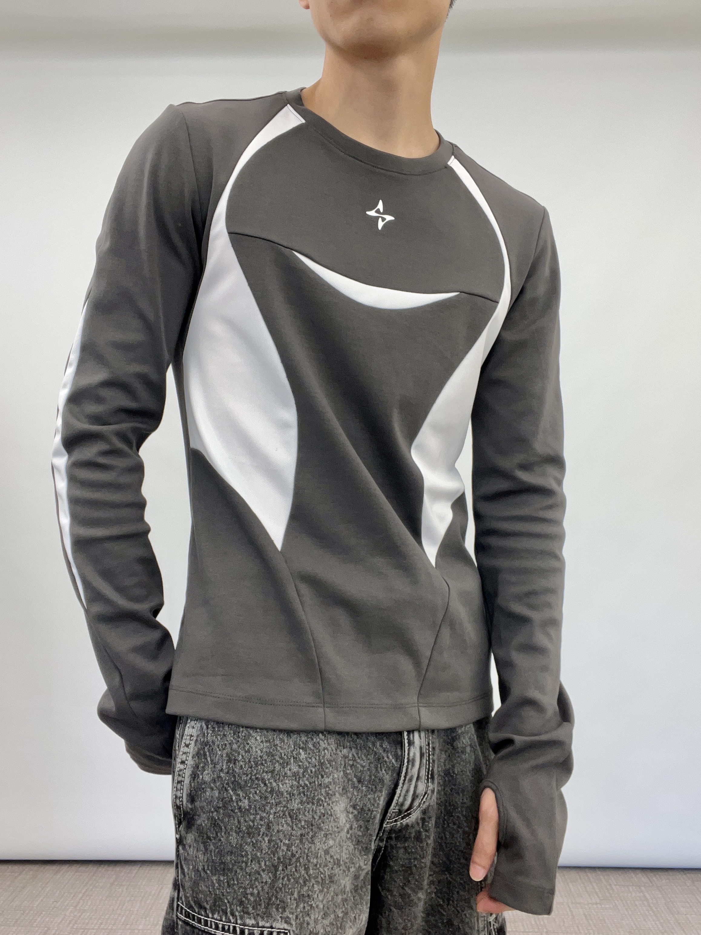 Nike x Ambush Air Adjust Force SP Summit White and Black 착용 스타일 - 2