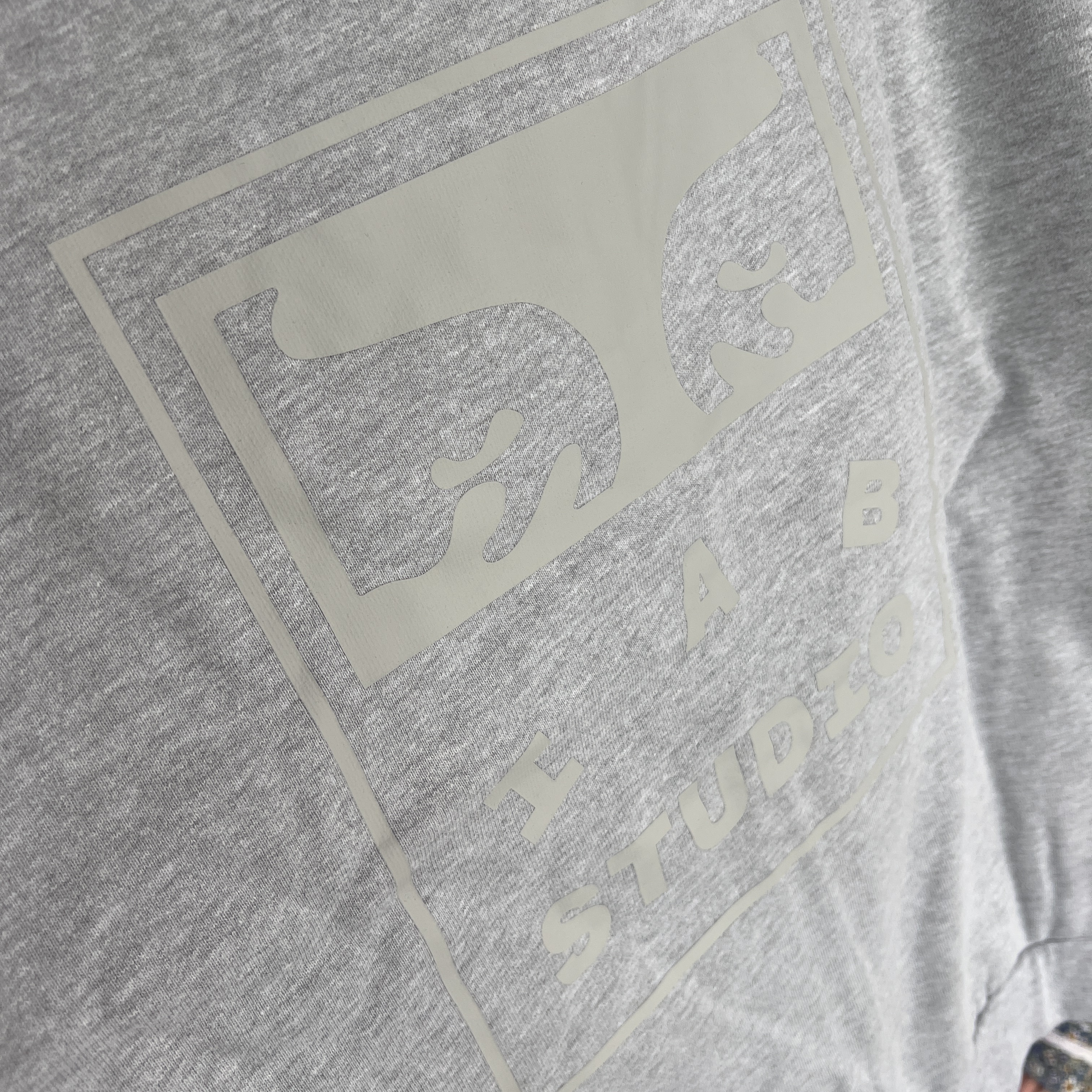 IAB Studio x Obey Icon Extra Heavy Zip Hoodie Grey Heather 착용 스타일 - 1
