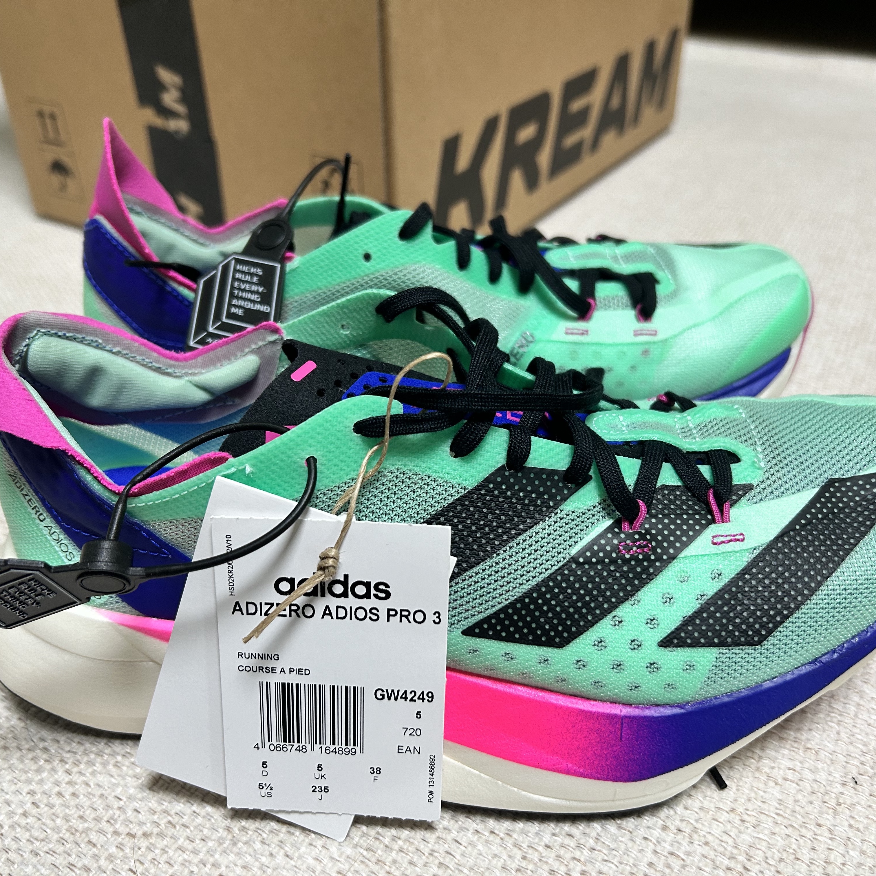 Adidas Adizero Adios Pro 3 Pulse Mint Core Black 착용 스타일