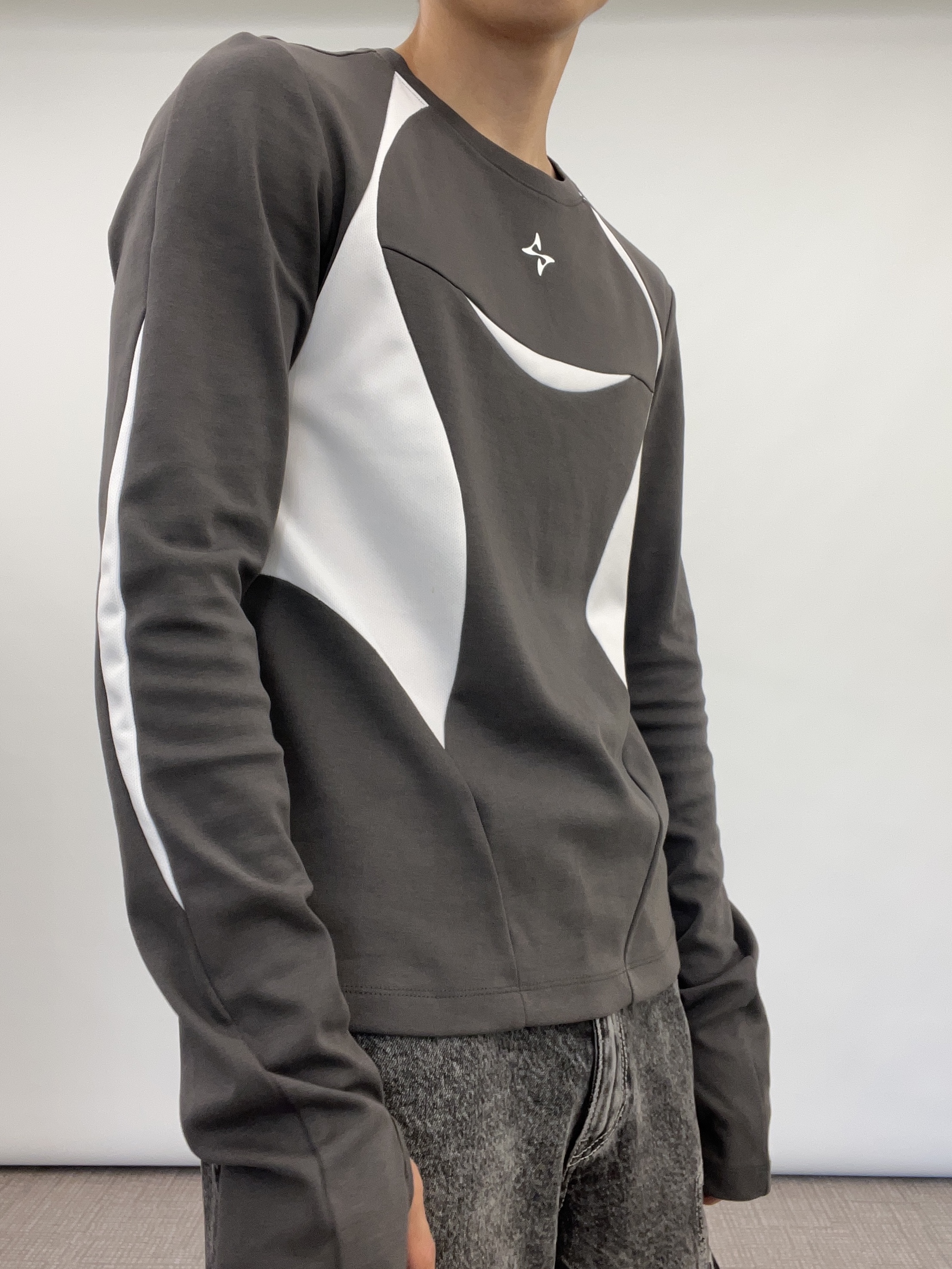 Nike x Ambush Air Adjust Force SP Summit White and Black 착용 스타일 - 1