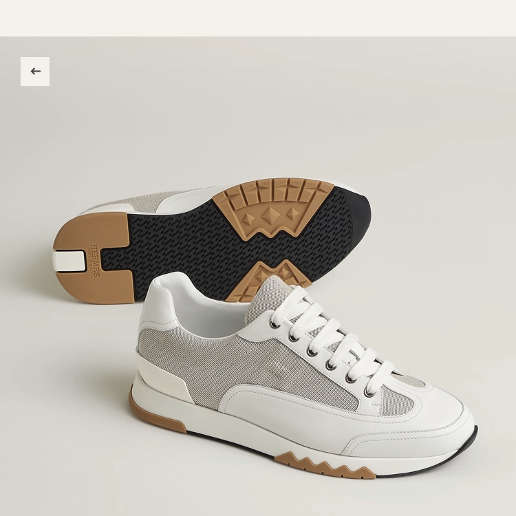 Hermes Trail Sneakers Canvas Calfskin & Prunoir Blanc 착용 스타일 - 2
