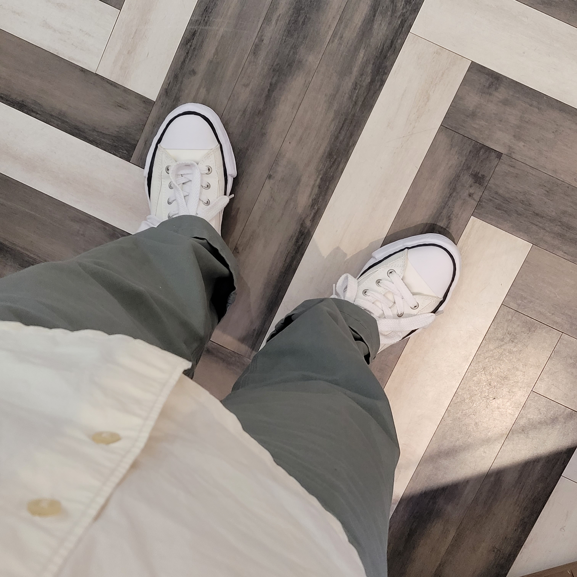 Maison Mihara Yasuhiro Peterson OG Sole Canvas Low Sneakers White 착용 스타일