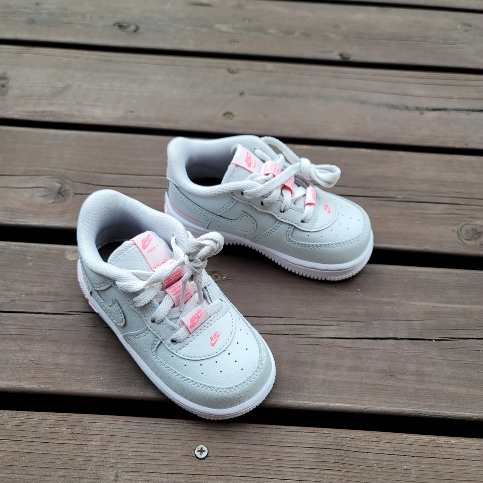 (TD) Nike Air Force 1 LV8 3 Photon Dust 착용 스타일
