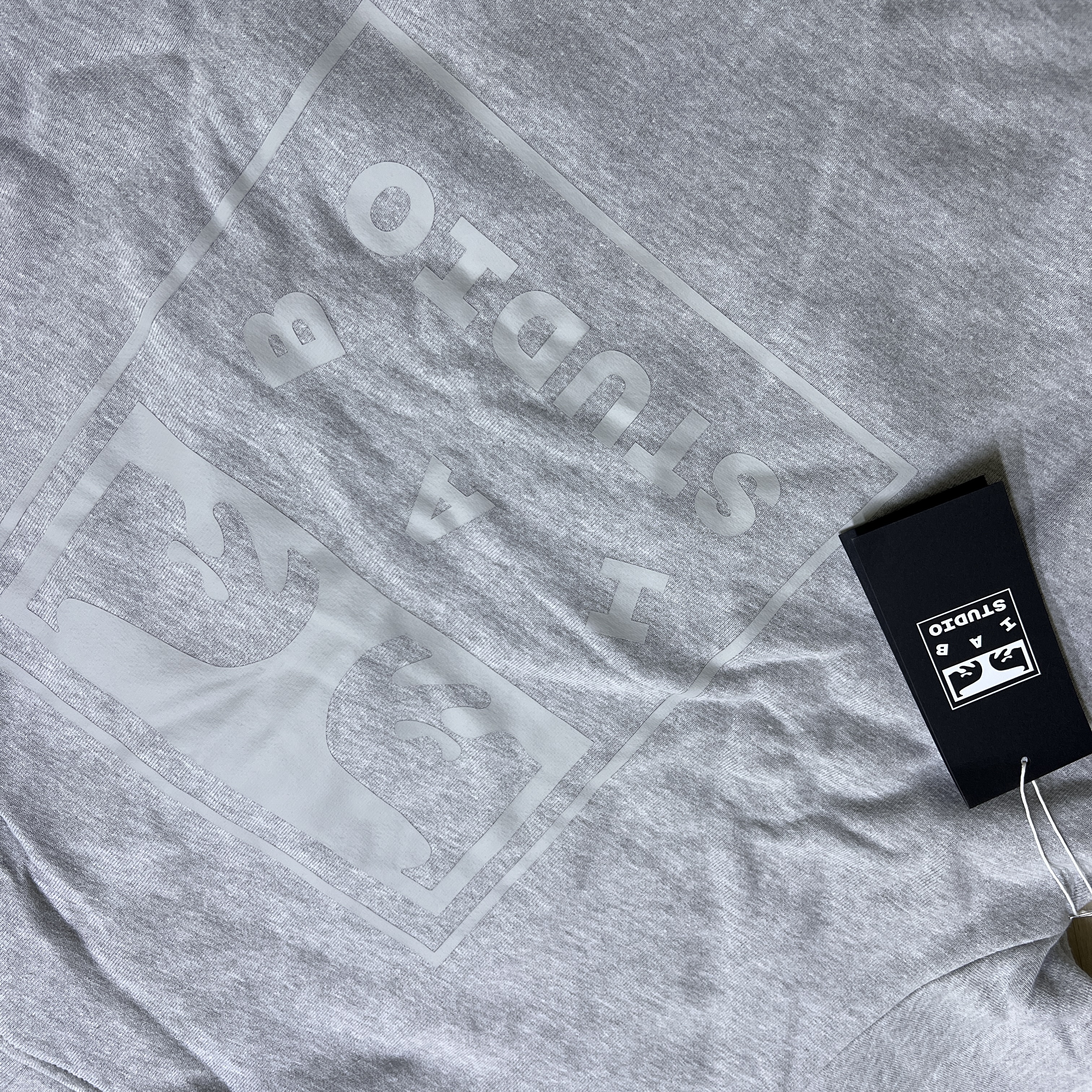 IAB Studio x Obey Icon Extra Heavy Zip Hoodie Grey Heather 착용 스타일 - 3