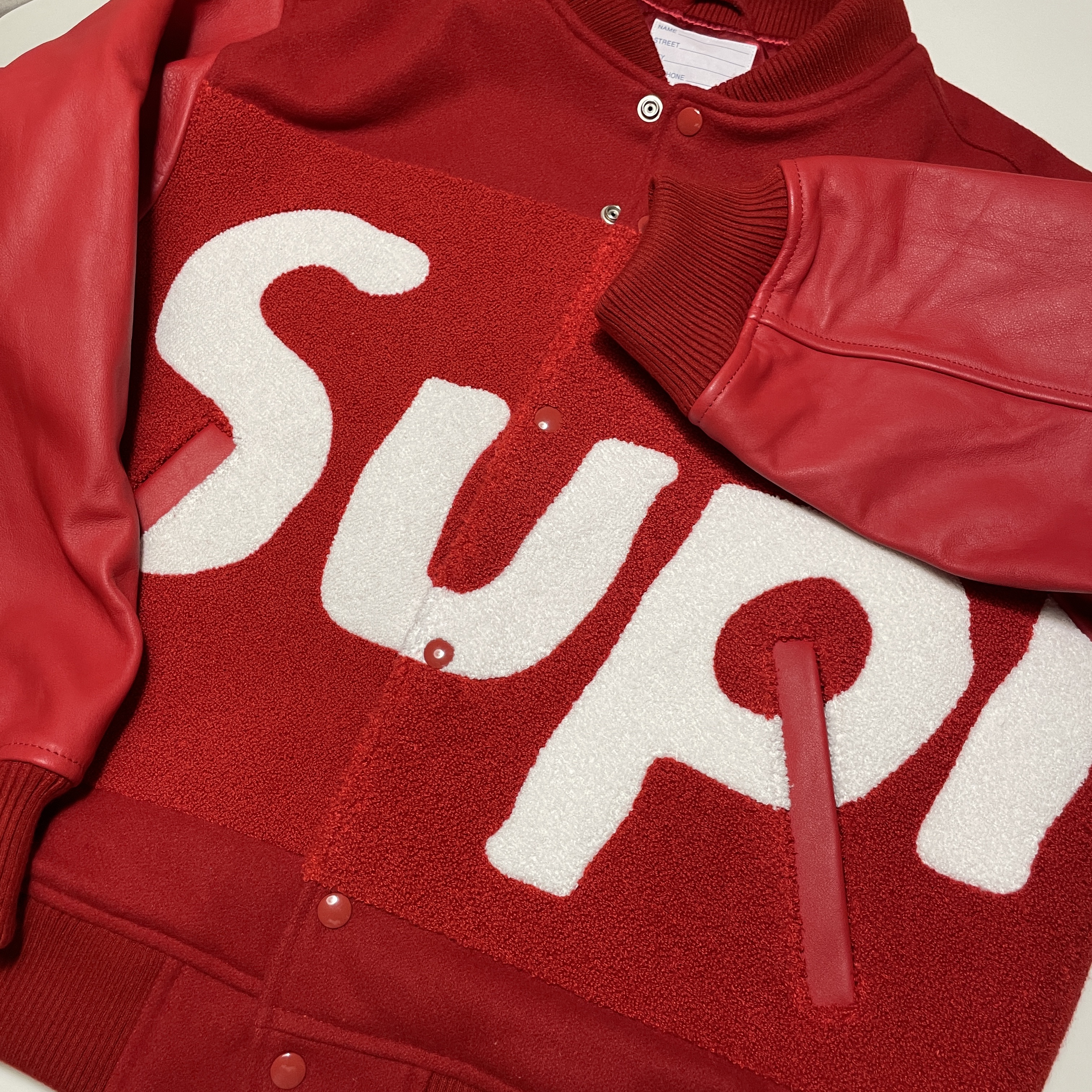 Supreme Big Logo Chenille Varsity Jacket Red - 24SS, Supreme Gore-Tex Anorak Yellow - 24SS 착용 스타일 - 1
