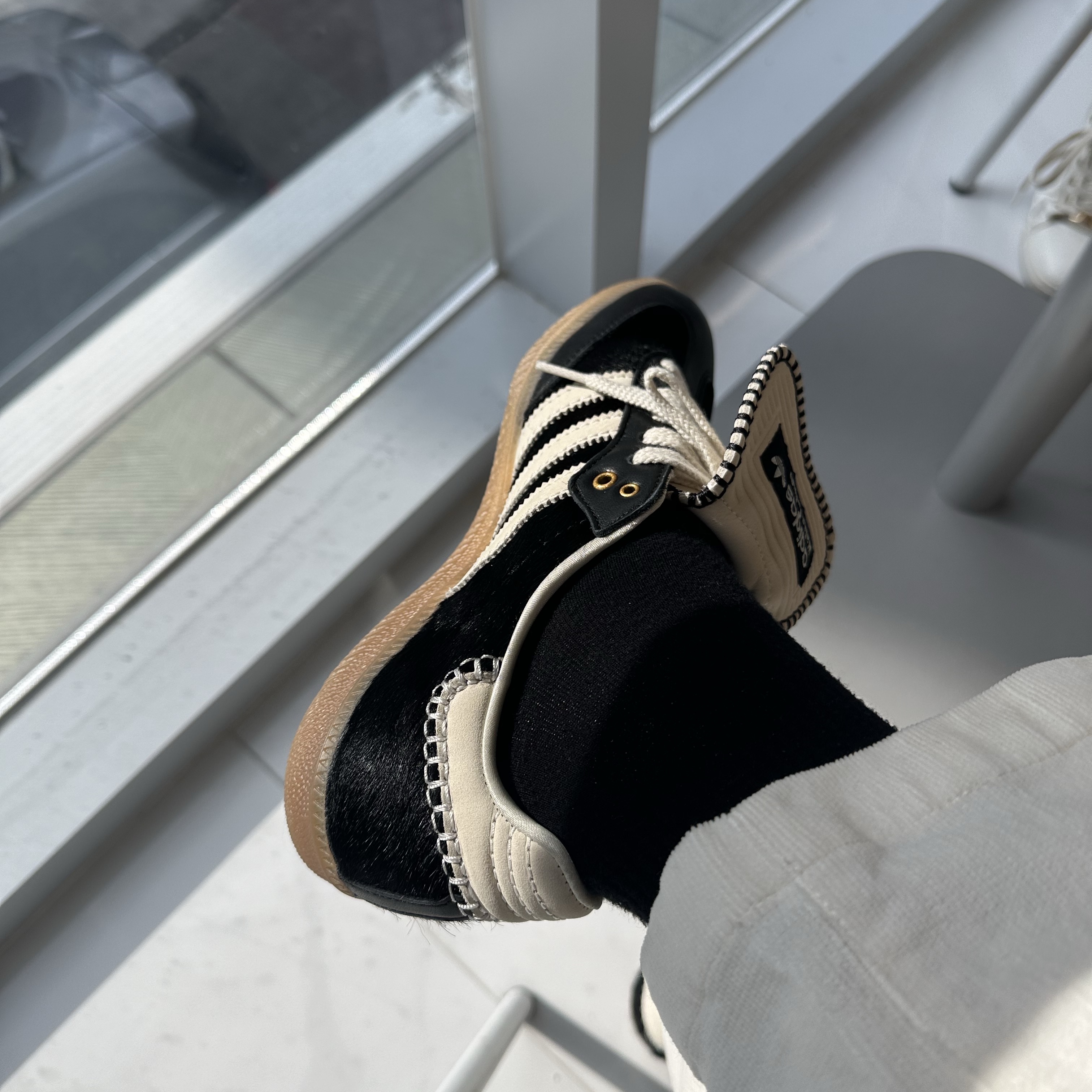 Adidas x Wales Bonner Pony Tonal Samba Core Black Cream White 착용 스타일