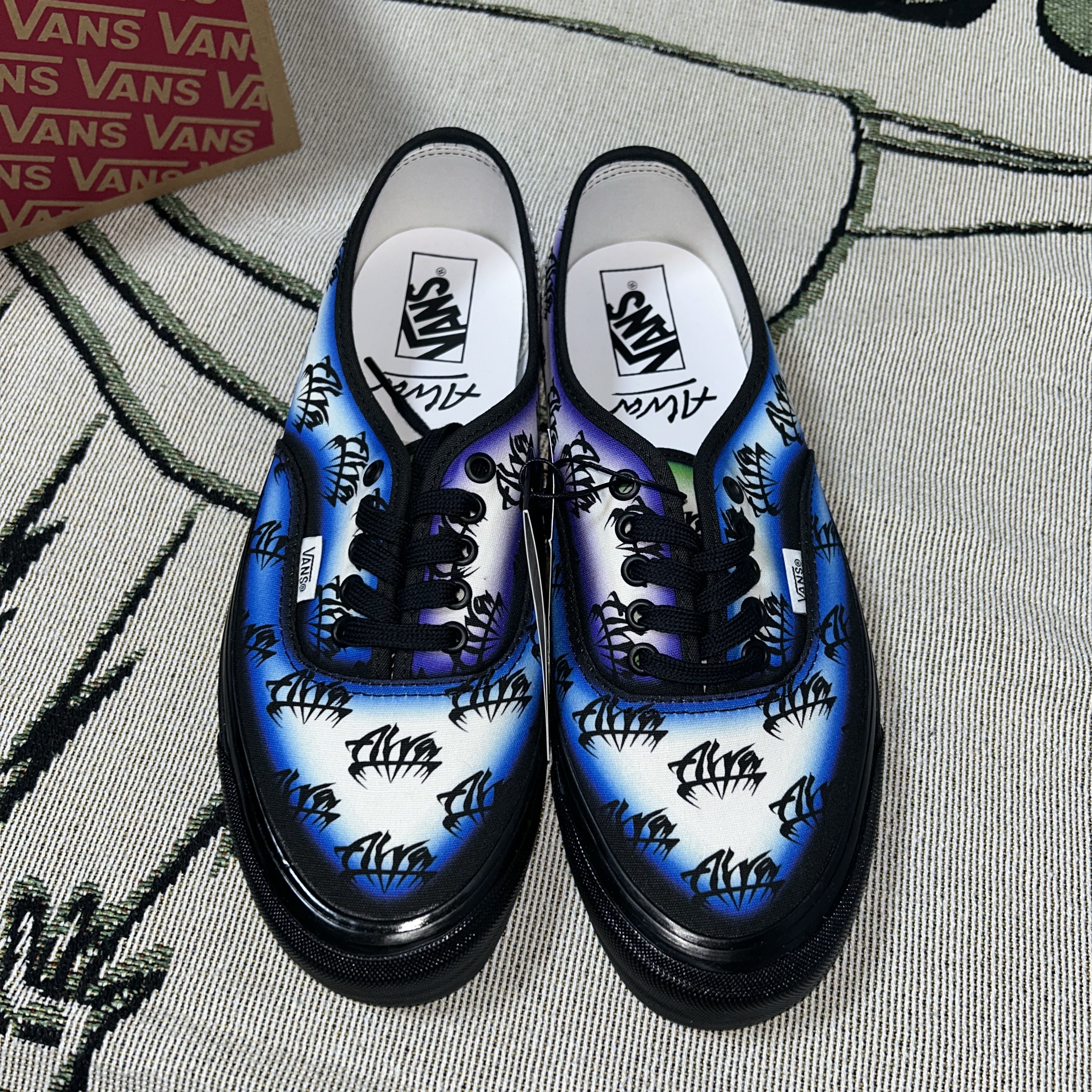 Vans x Alva Skates Authentic 44 DX Anaheim Factory Halo Multi 착용 스타일 - 2