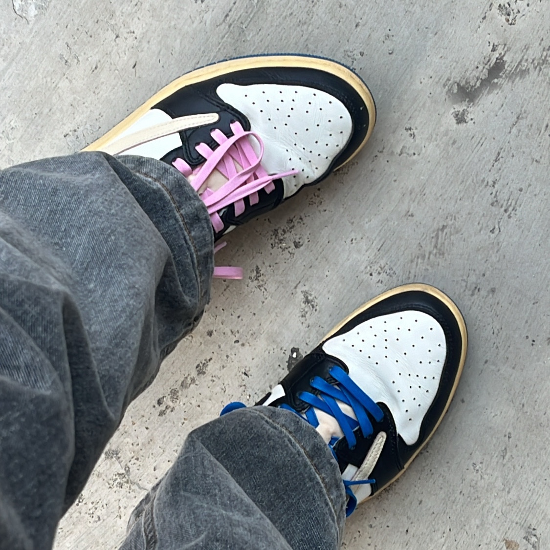 Jordan 1 x Travis Scott x Fragment Retro Low OG SP Military Blue, Jordan 1 Low Bred Toe 착용 스타일 - 2