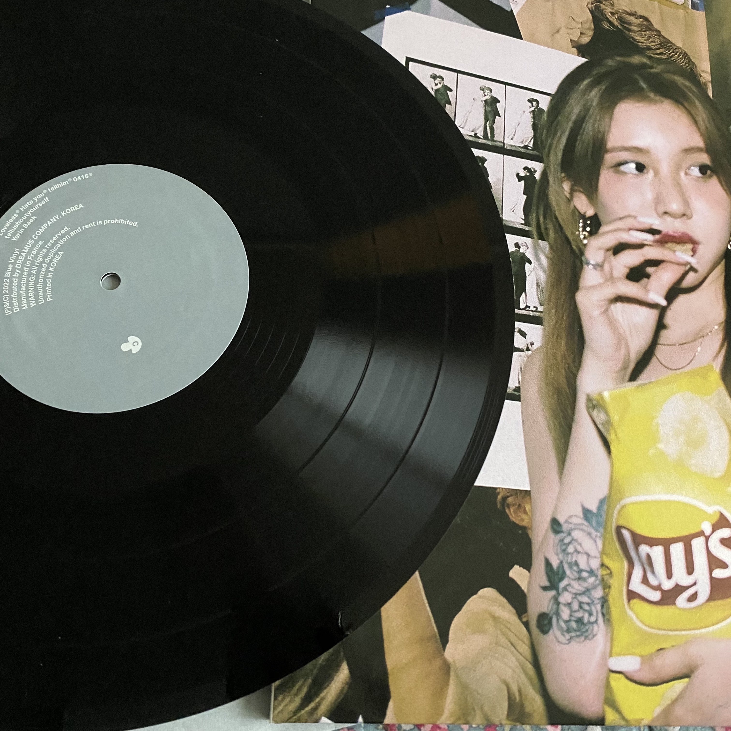 Yerin Baek 2nd Album Tellusboutyourself & Remixes LP Black (3LP) 착용 스타일