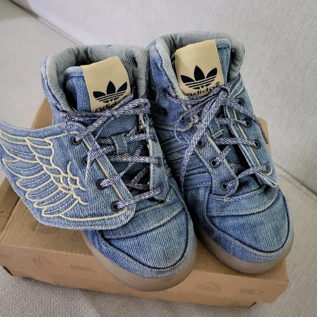 (Infant) Adidas x Jeremy Scott Wings Denim 착용 스타일
