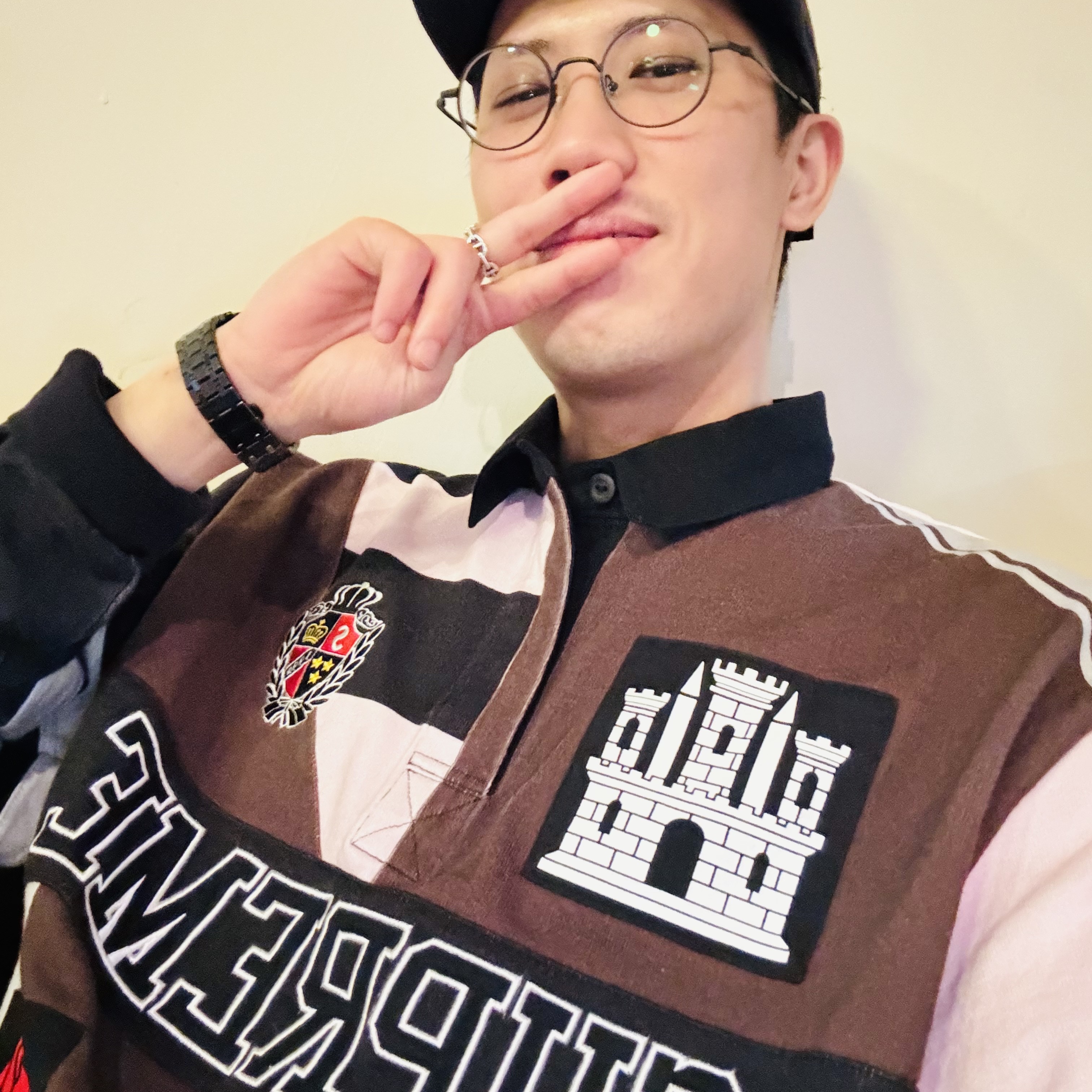 Supreme Rose Rugby Black - 23FW, Nike x Supreme Air Force 1 Low Black 착용 스타일 - 1
