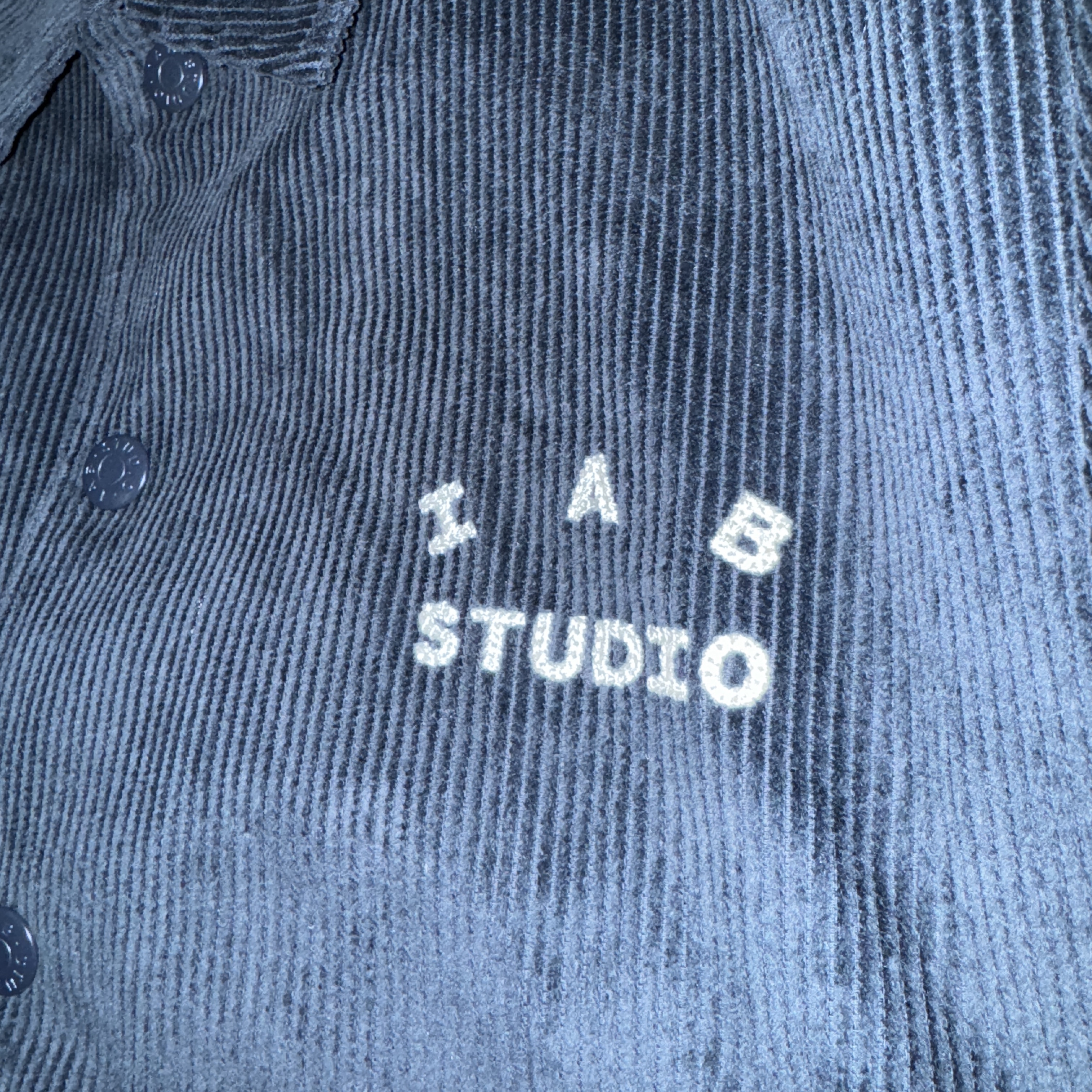 IAB Studio Corduroy Jacket Midnight Blue 착용 스타일