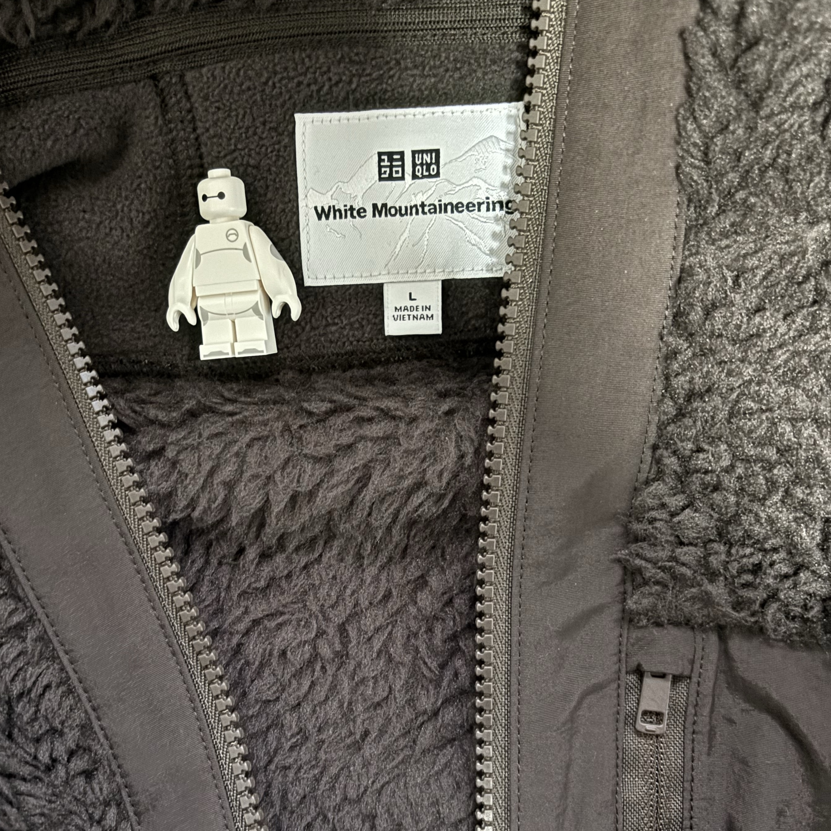Uniqlo x White Mountaineering Fleece Full Zip Parka Dark Brown 착용 스타일