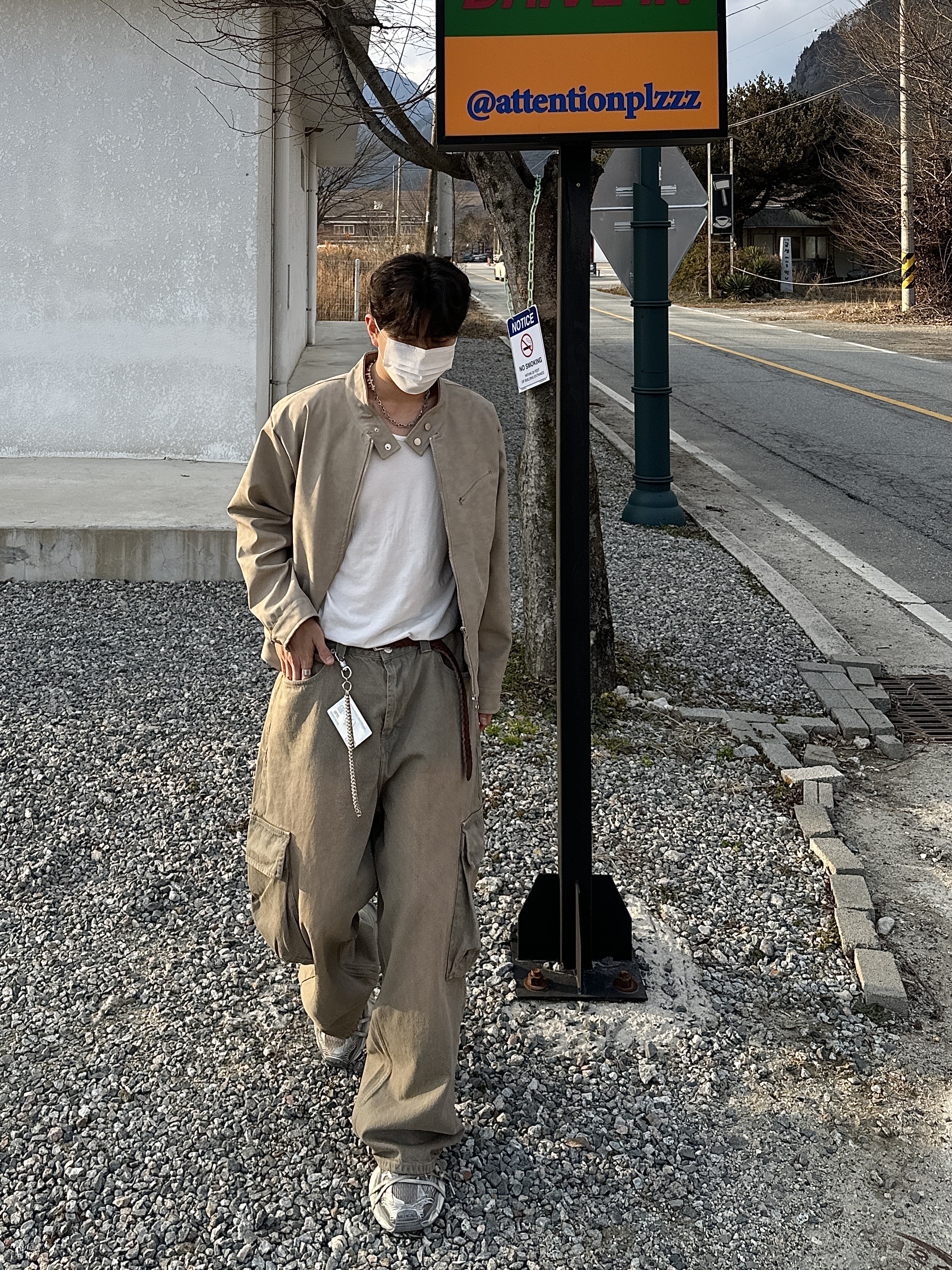 Balenciaga 3XL Sneakers Light Beige 착용 스타일 - 3