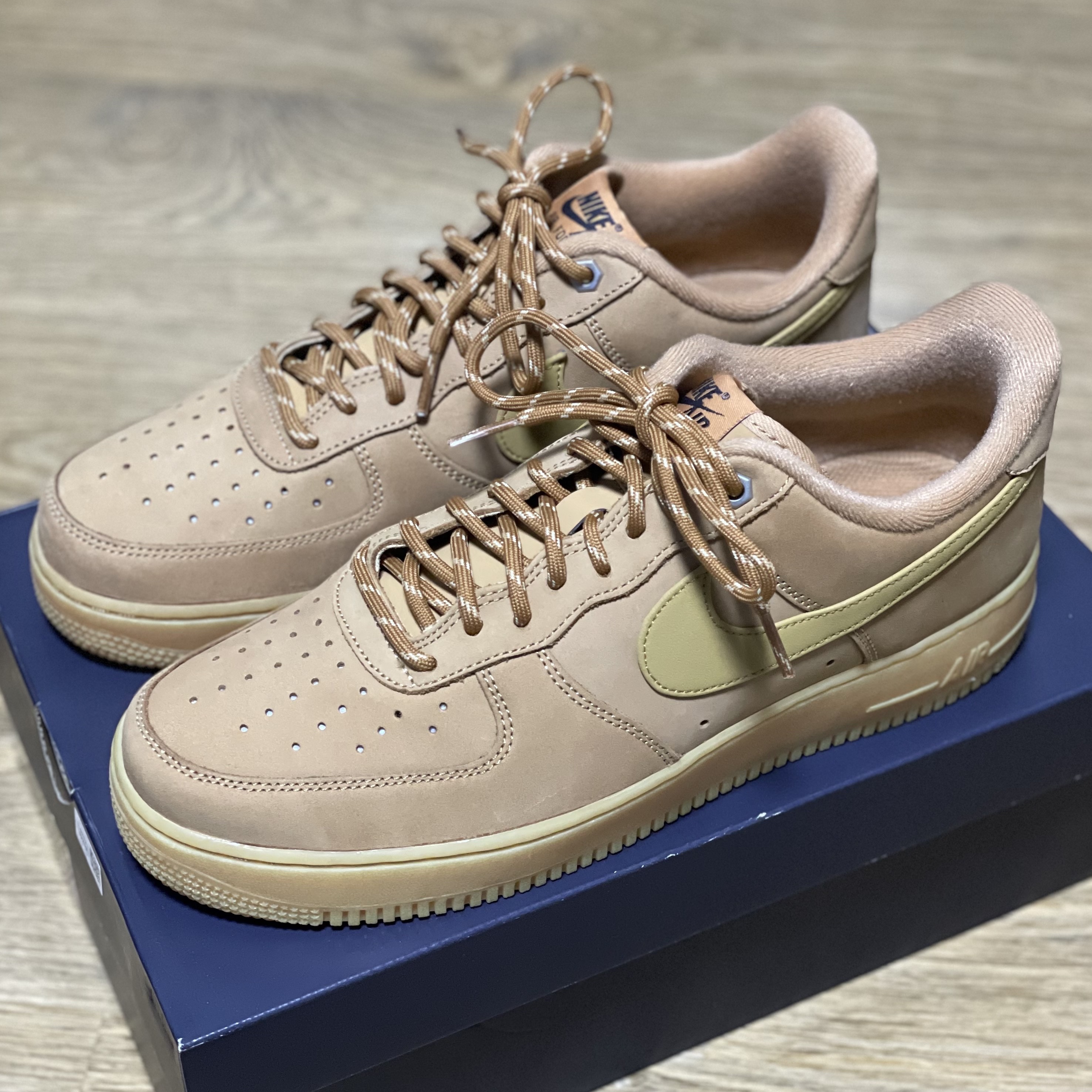 Nike Air Force 1 '07 WB Flax 착용 스타일