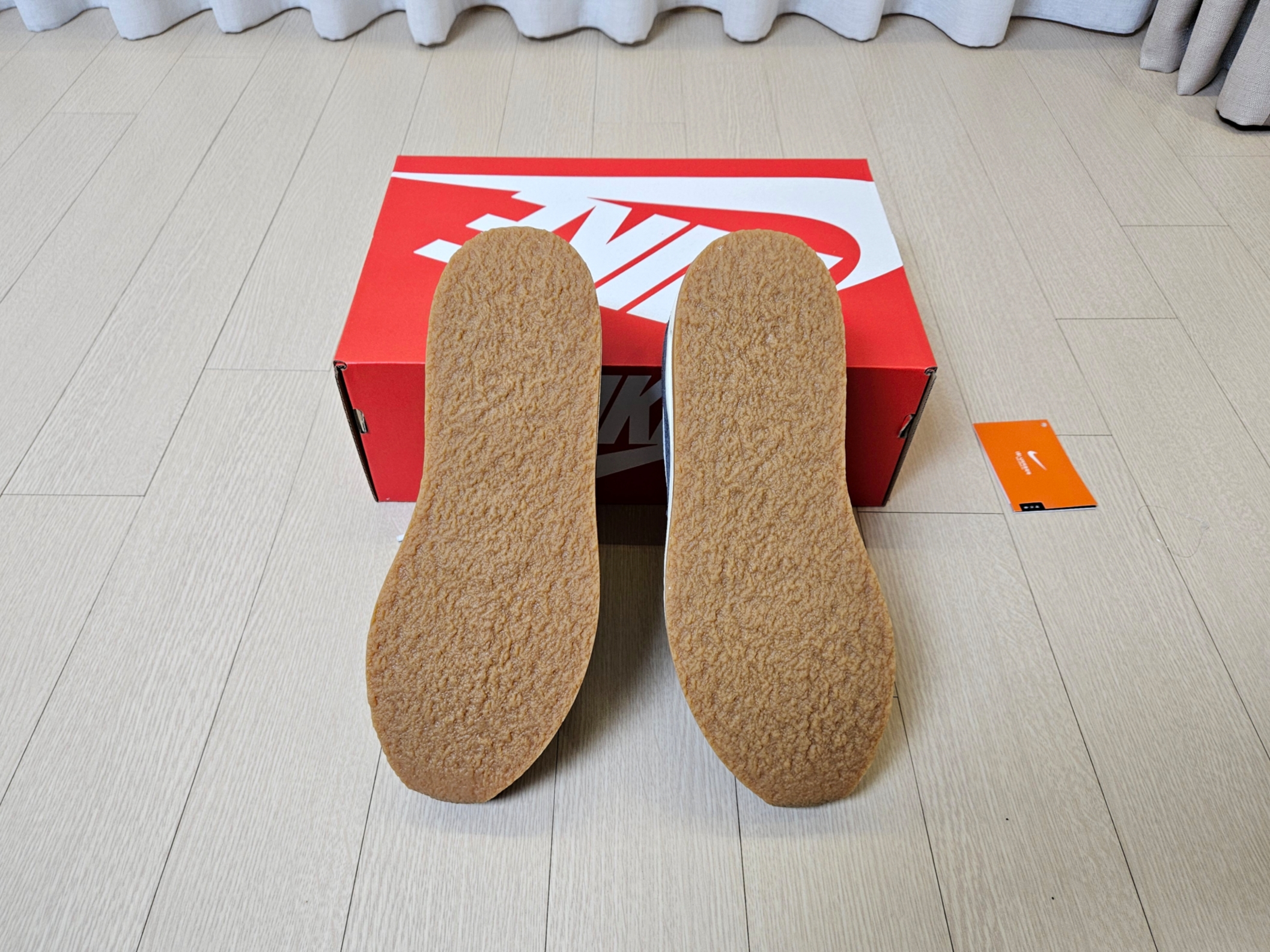Nike Air Max 1 Crepe 착용 스타일 - 6
