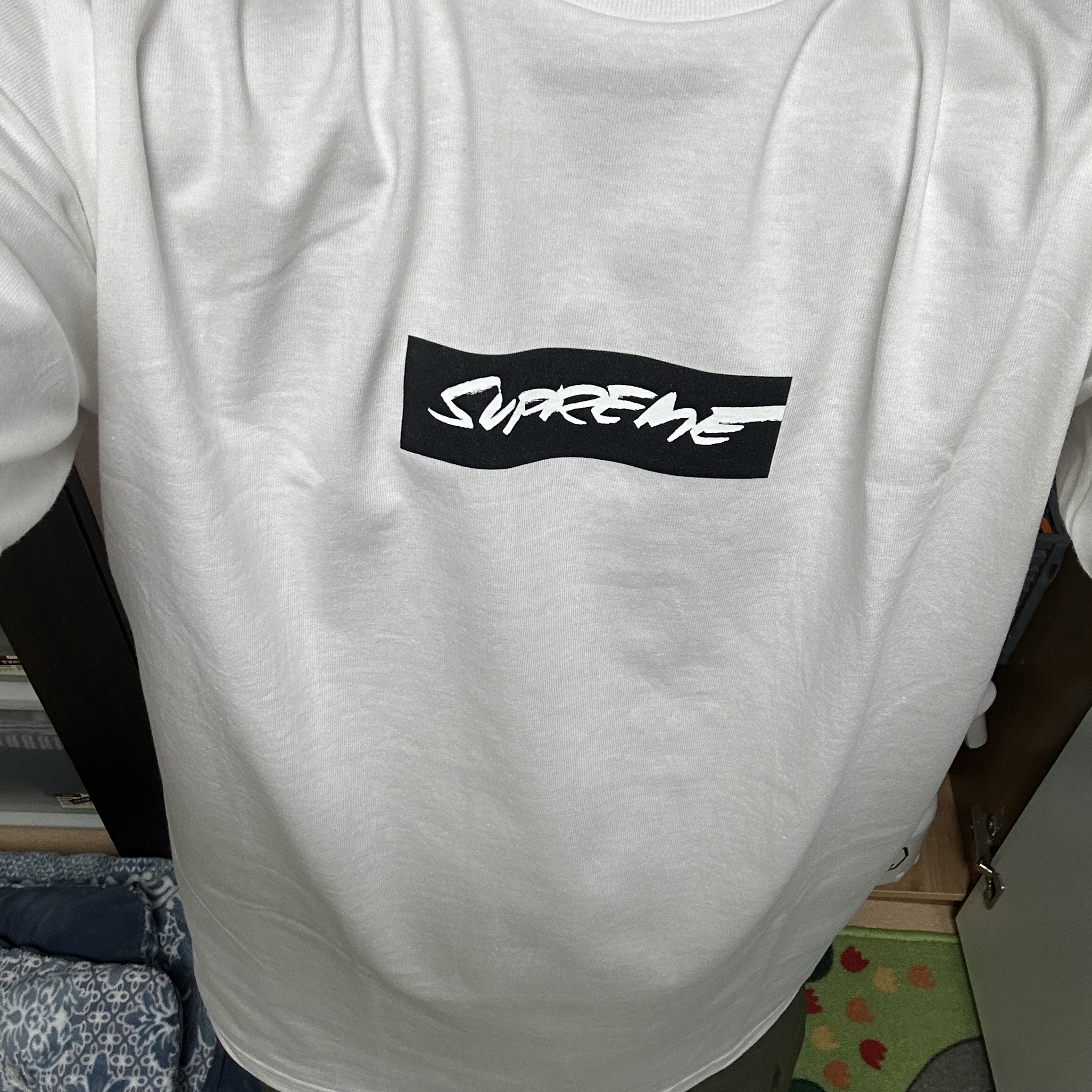 Supreme Futura Box Logo T-Shirt White - 24SS 착용 스타일
