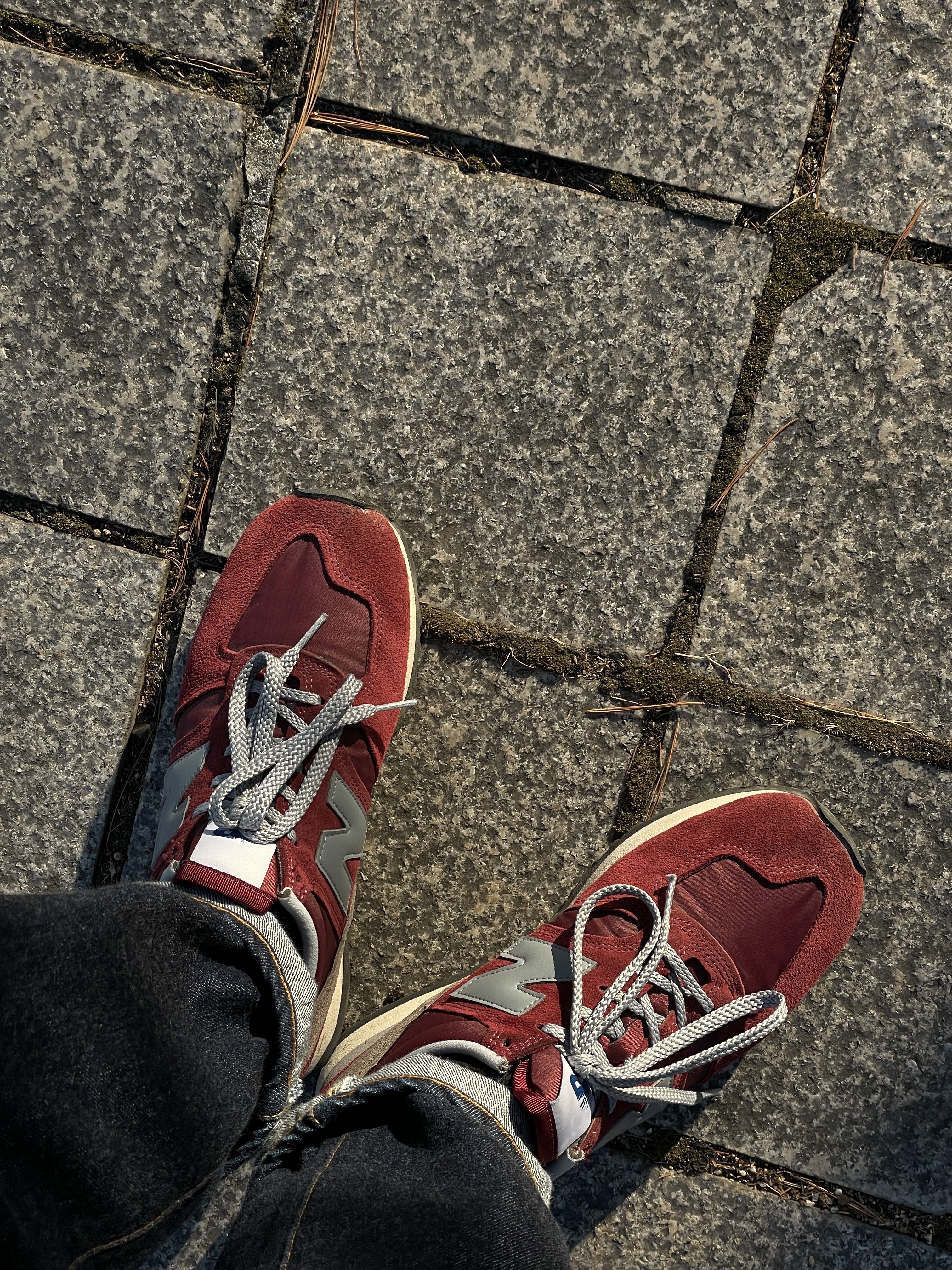 New Balance 730 Made in UK 40th Anniversary Burgundy 착용 스타일 - 3