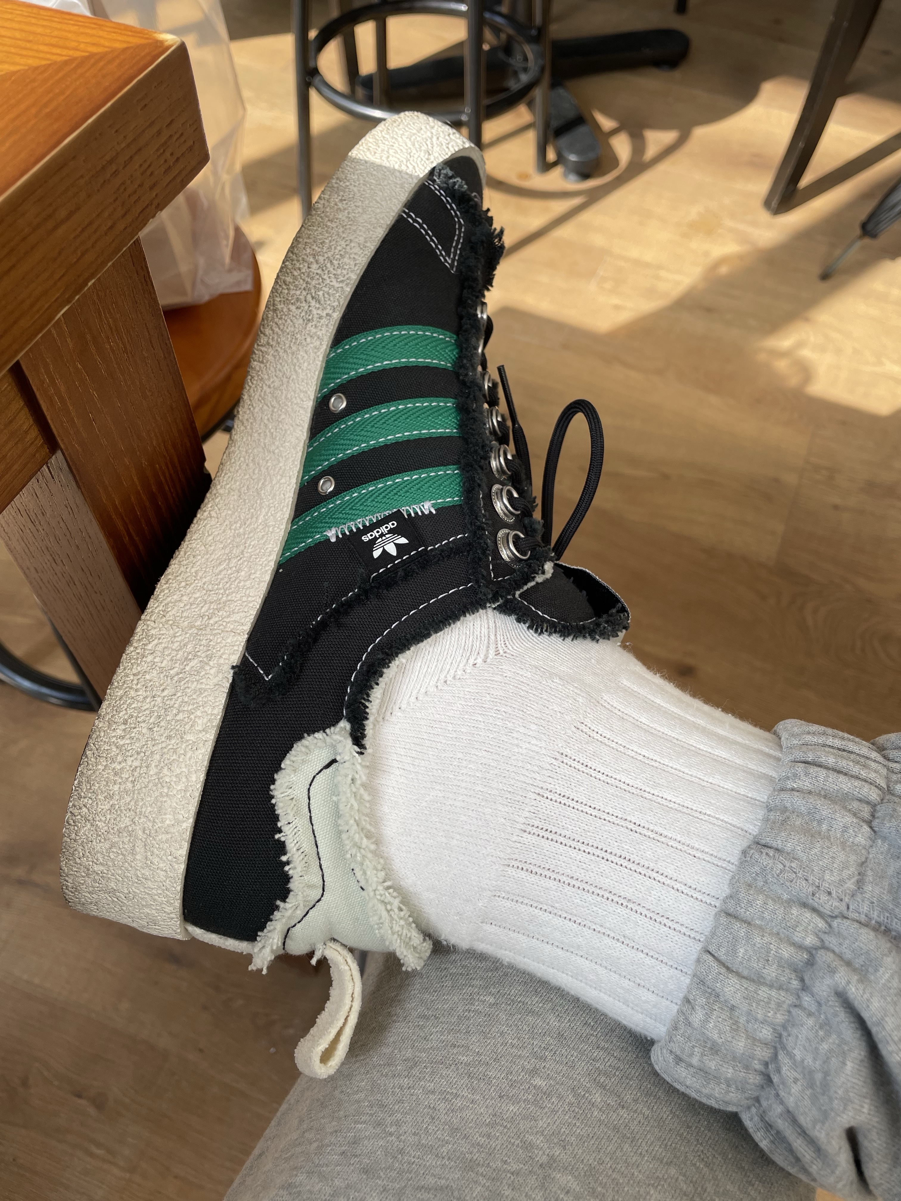 Adidas x Song for the Mute Campus 80s Core Black Cream White 착용 스타일 - 1