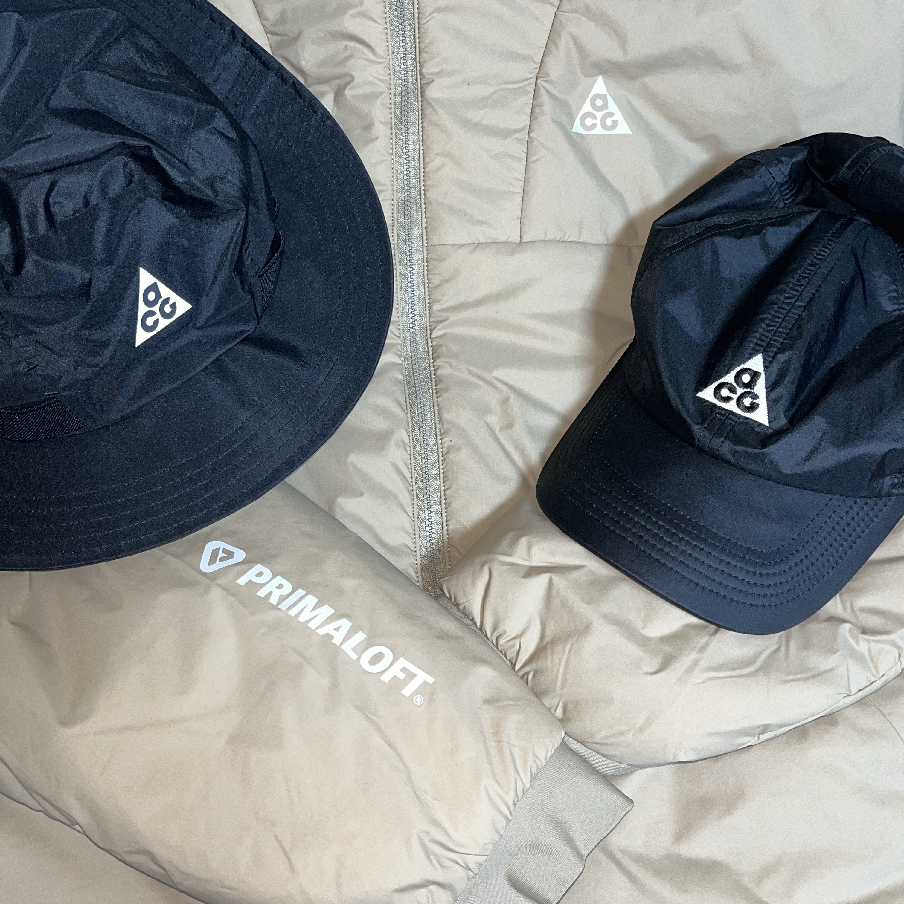 Nike ACG Therma-Fit ADV Rope De Dope Jacket Light Iron Ore - Asia, Nike ACG Trail Cap Black 착용 스타일