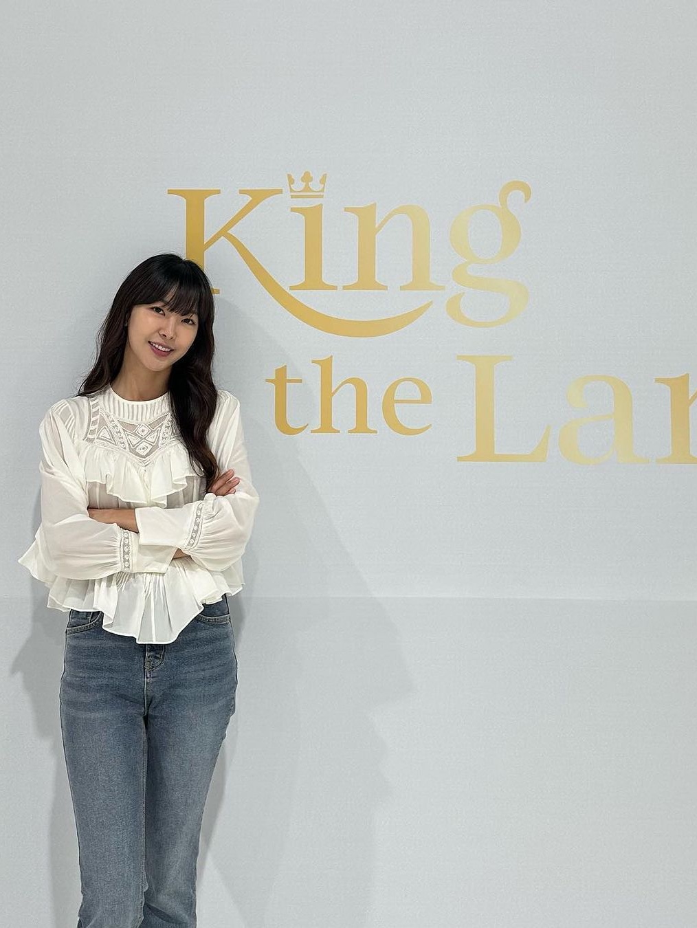 (W) COS Adjustable Tunic Style Top White, (W) Miu Miu Crepe De Chine Blouse Albino White 착용 스타일 - 3