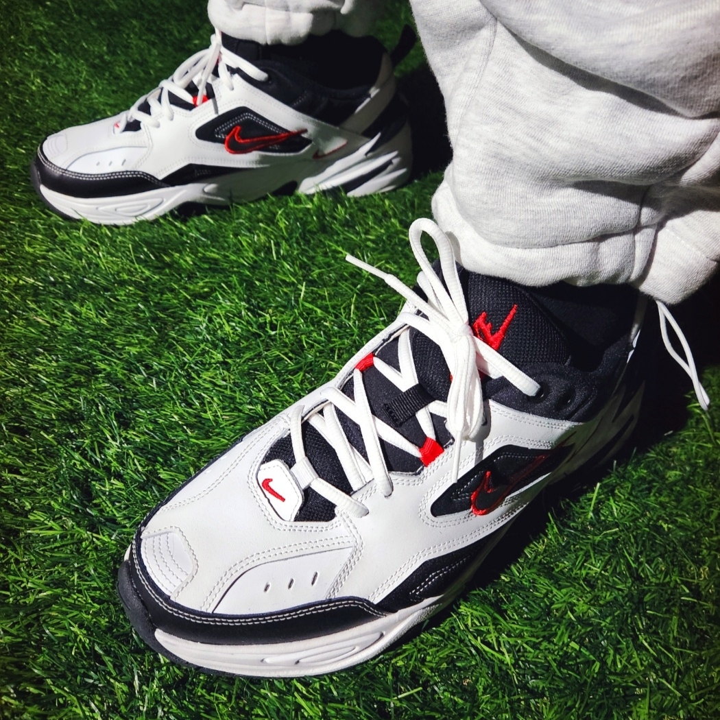 Nike M2K Tekno White Black Red 착용 스타일 - 5